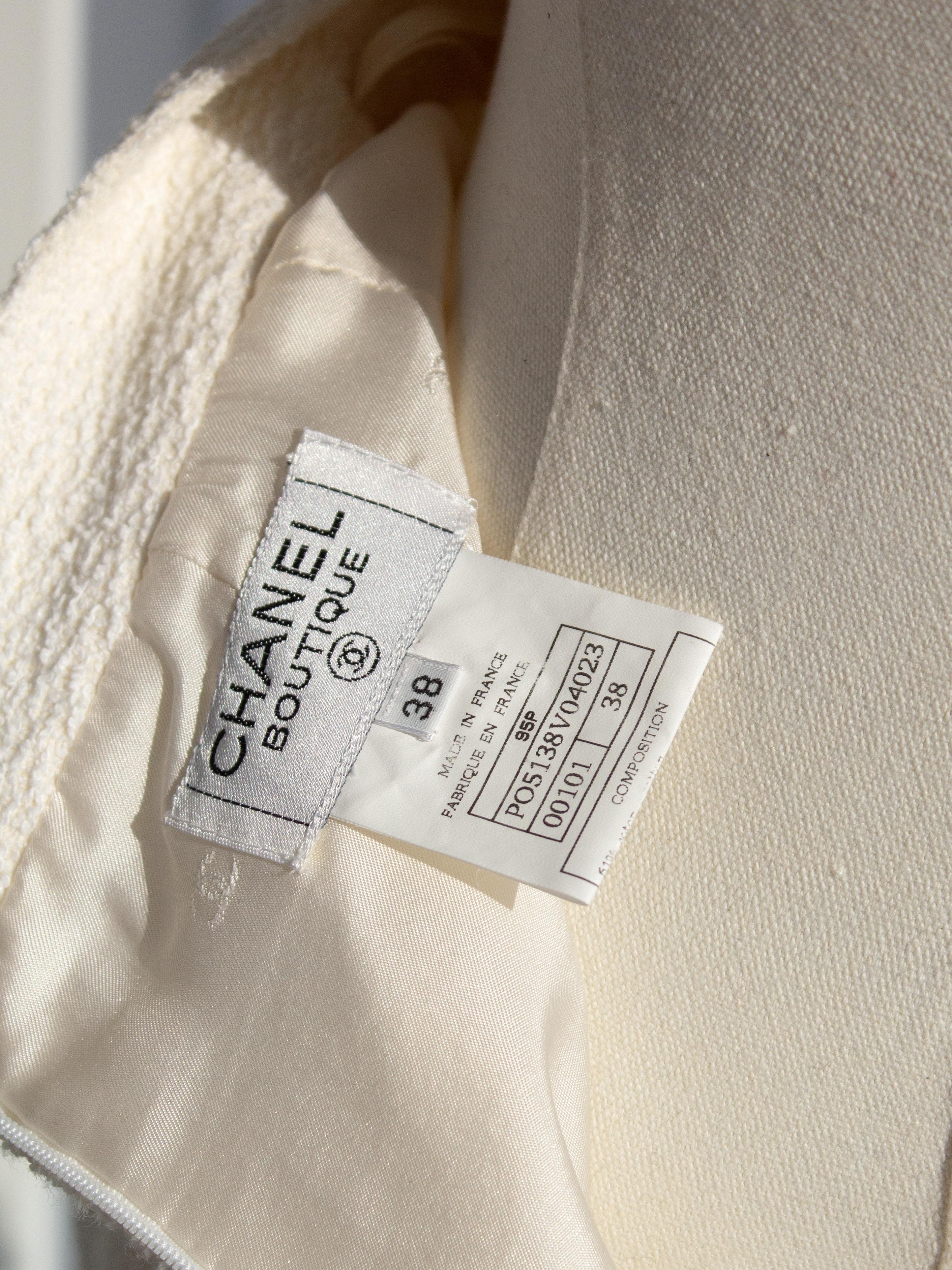 Chanel Vintage S/S 1995 White Ivory Black Tweed 95P Jacket Skirt Suit 9