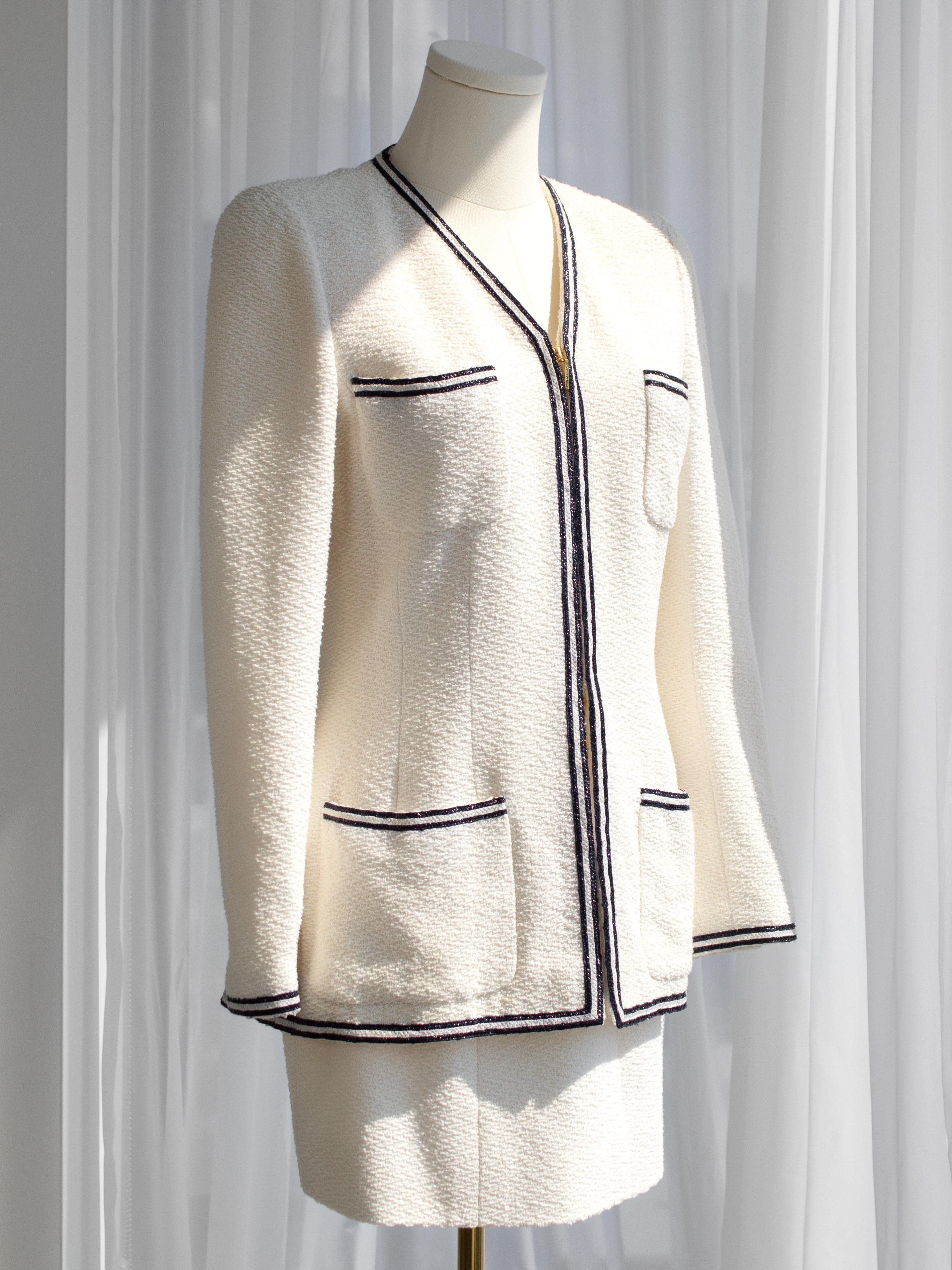 Chanel Vintage S/S 1995 White Ivory Black Tweed 95P Jacket Skirt Suit 1