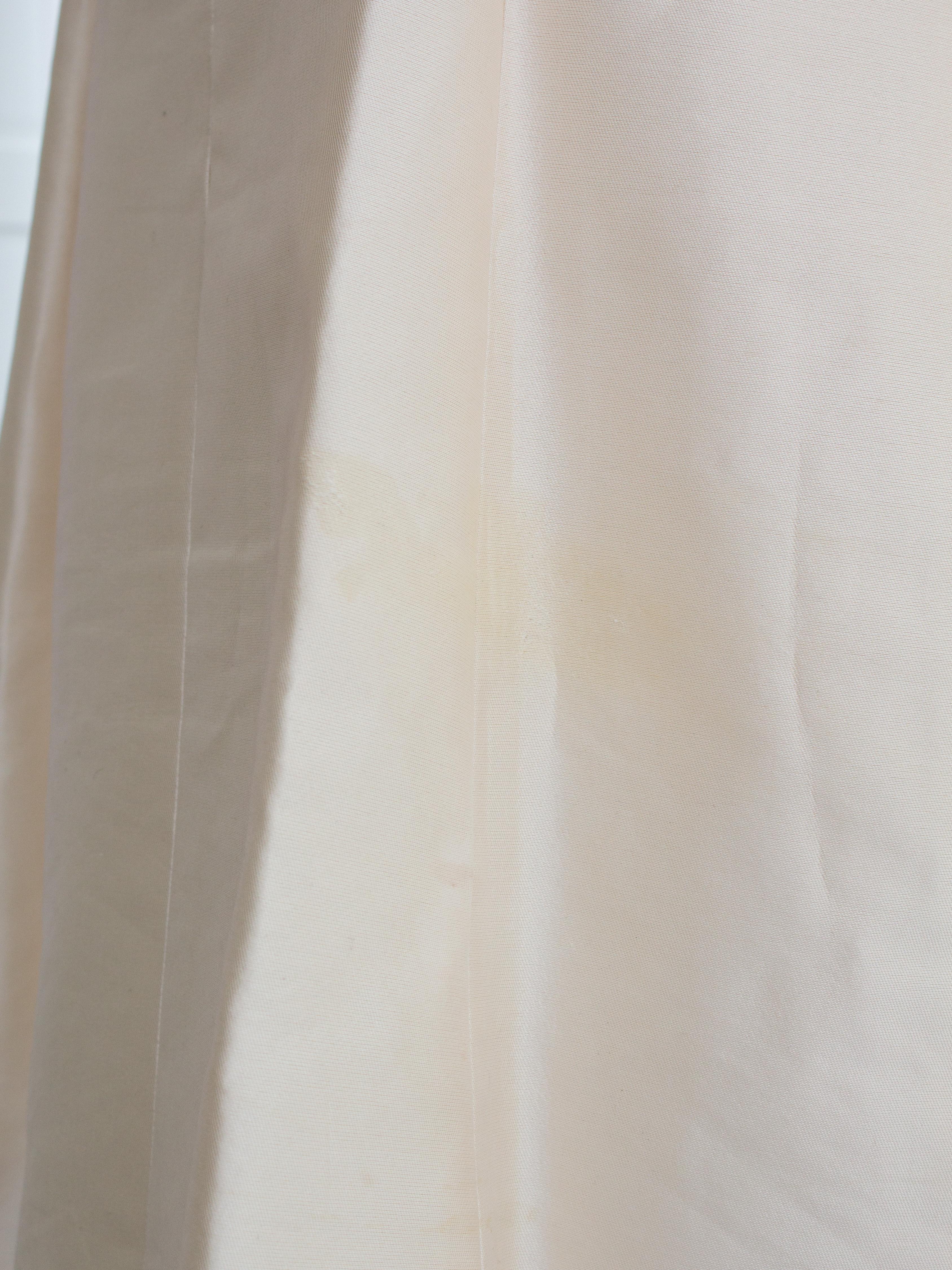 Chanel Vintage S/S 1996 Braut Verschönertes Weißes Shantung Seide 96P Minikleid im Angebot 5