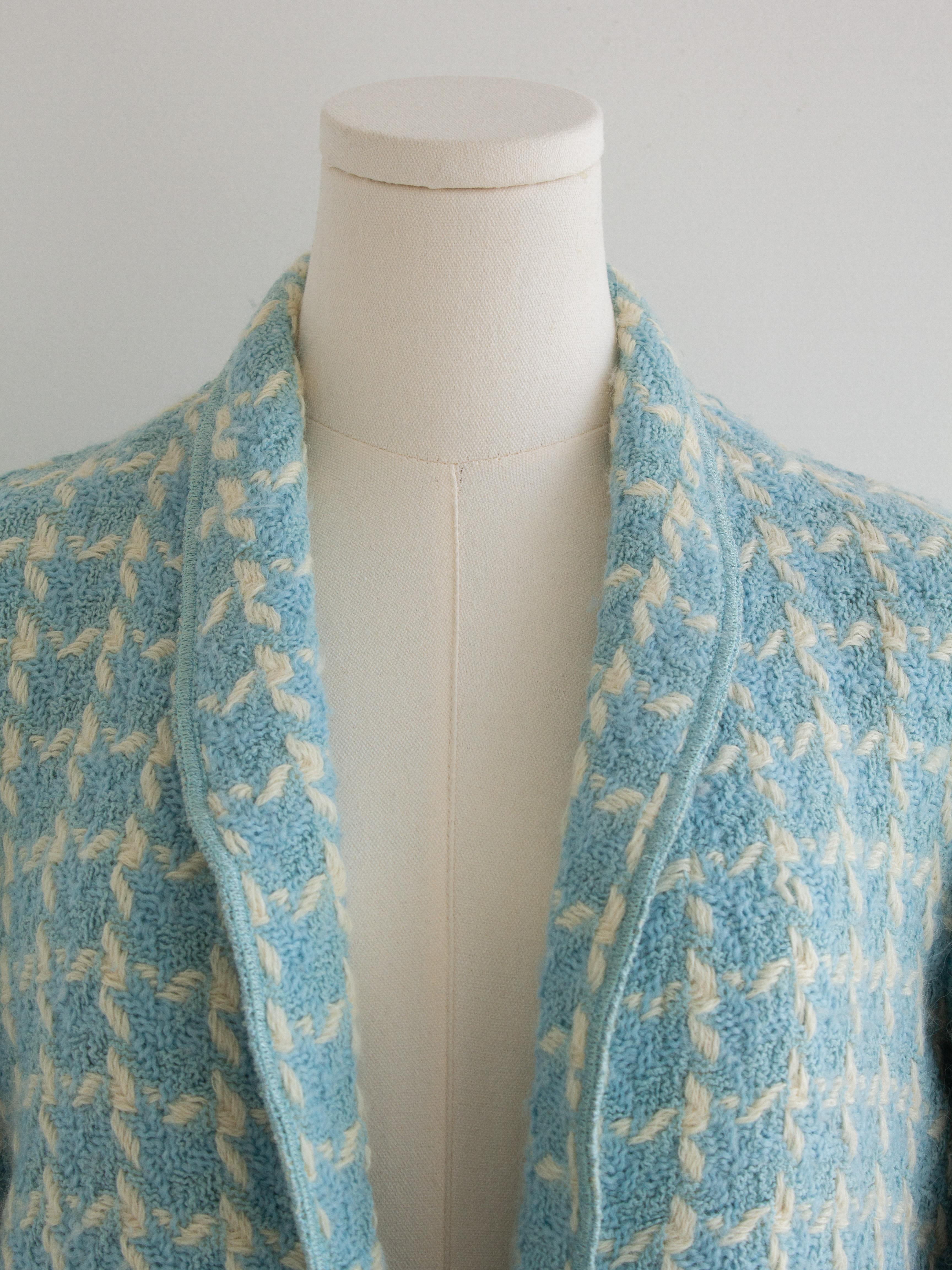 Chanel Vintage S/S 1996 Sky Blue Plaid 96P Tweed Jacket For Sale 10