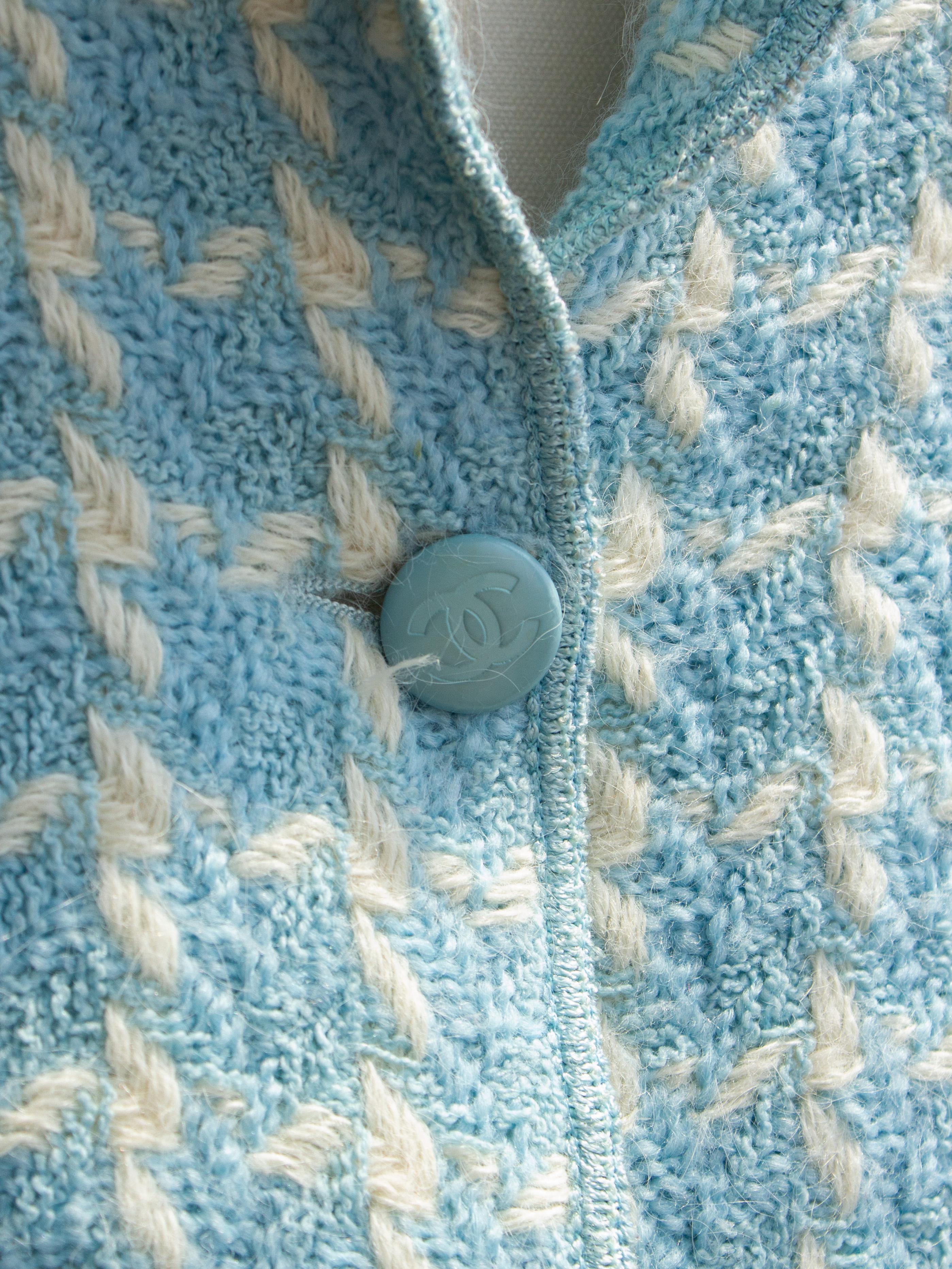Chanel Vintage S/S 1996 Sky Blue Plaid 96P Tweed Jacket For Sale 3
