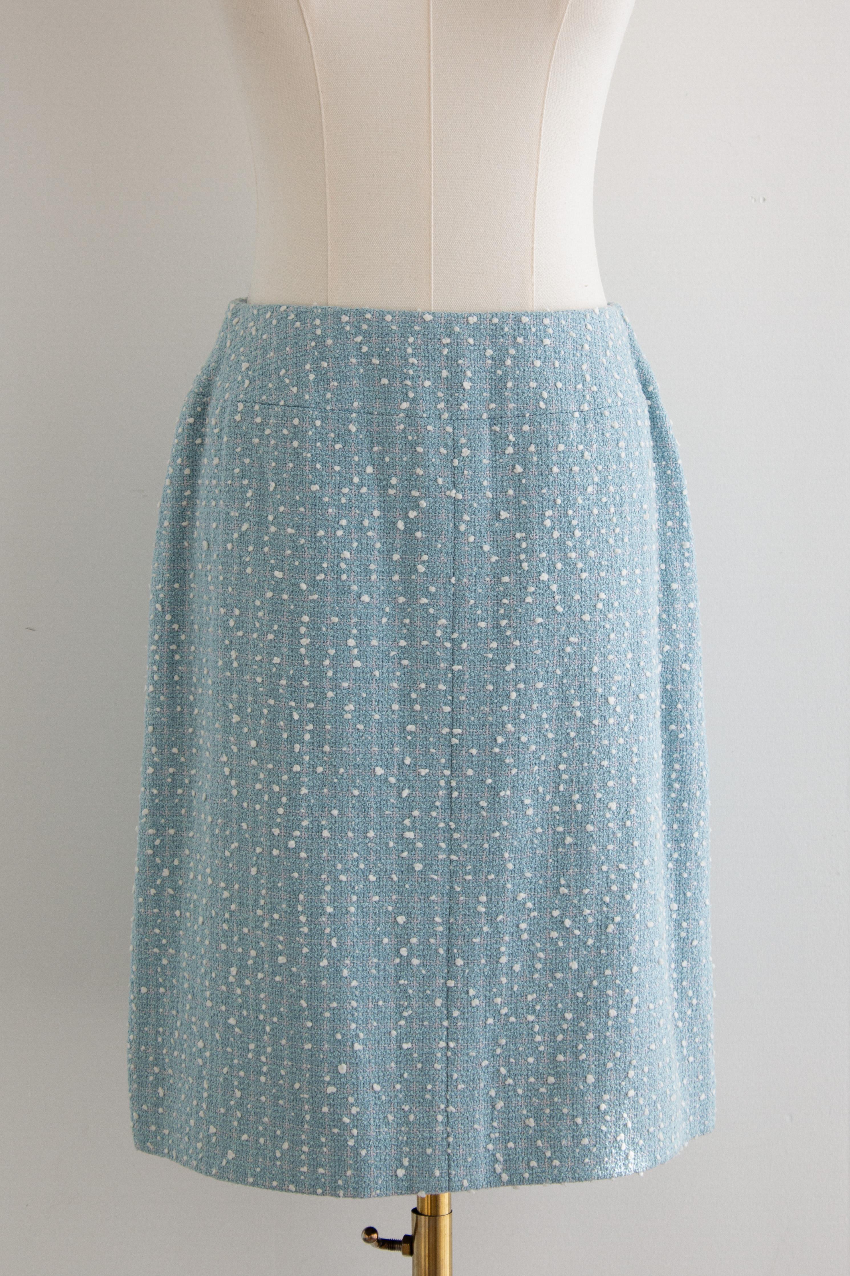 Chanel Vintage S/S 1997 Hellblau Weiß Prinzessin Diana 97P Tweed Jacke Anzug im Angebot 10