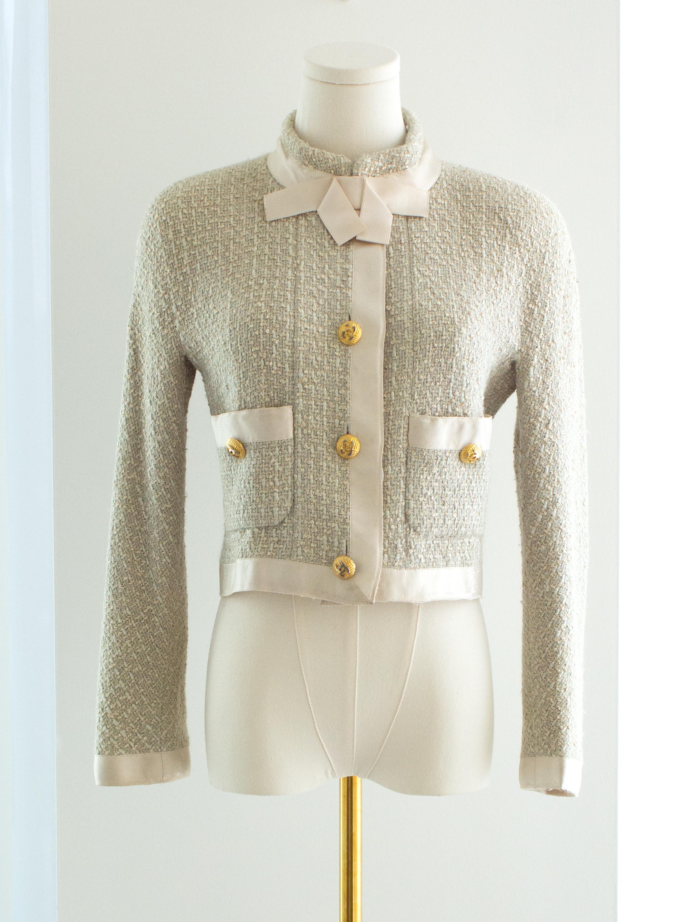Chanel Vintage S/S1990 Seafood Green Cream Satin Bow Tweed Cropped Jacket For Sale 1