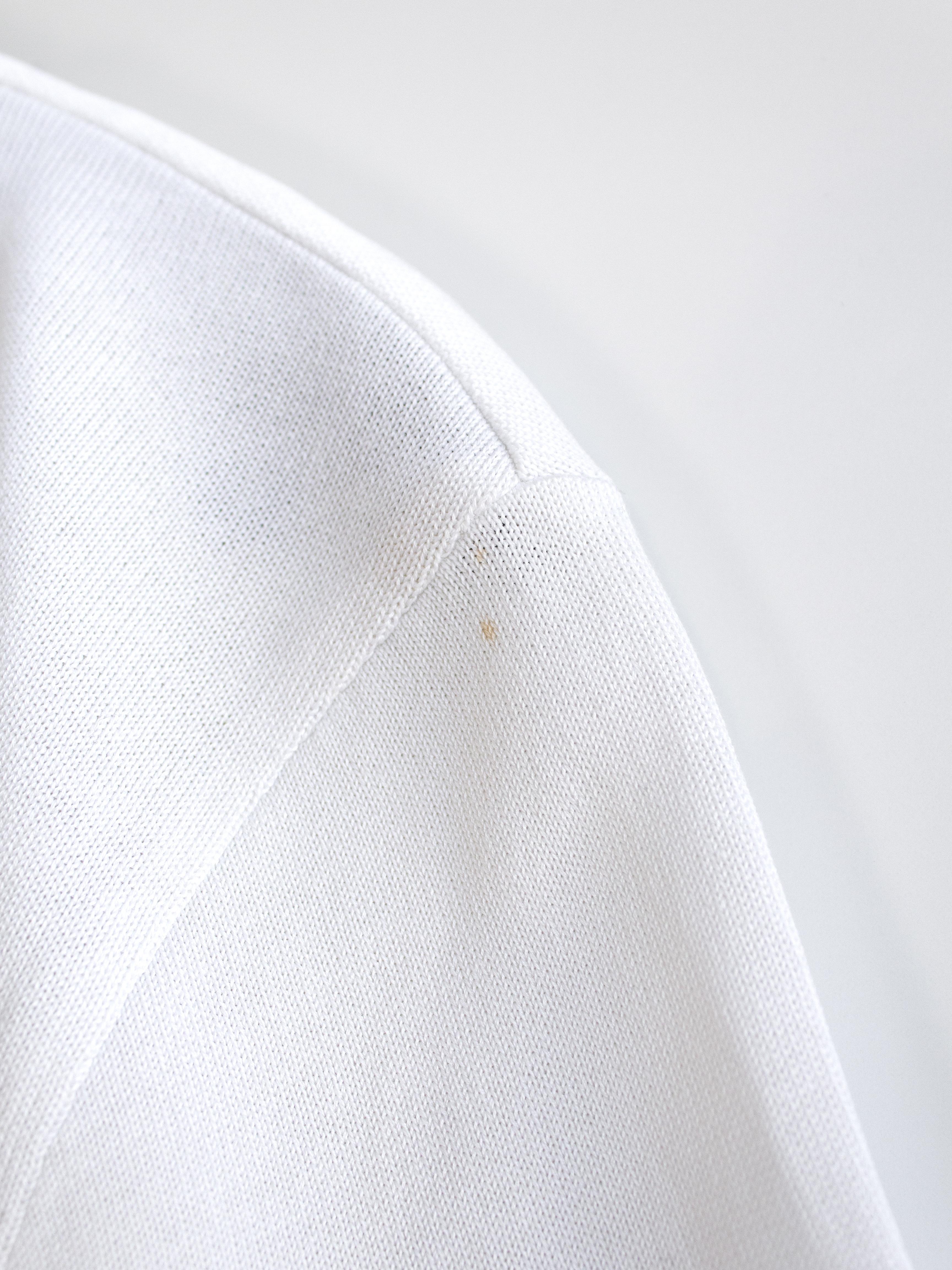 Chanel Vintage S/S1994 White Cotton Scalloped CC Logo 94P T-Shirt For Sale 4