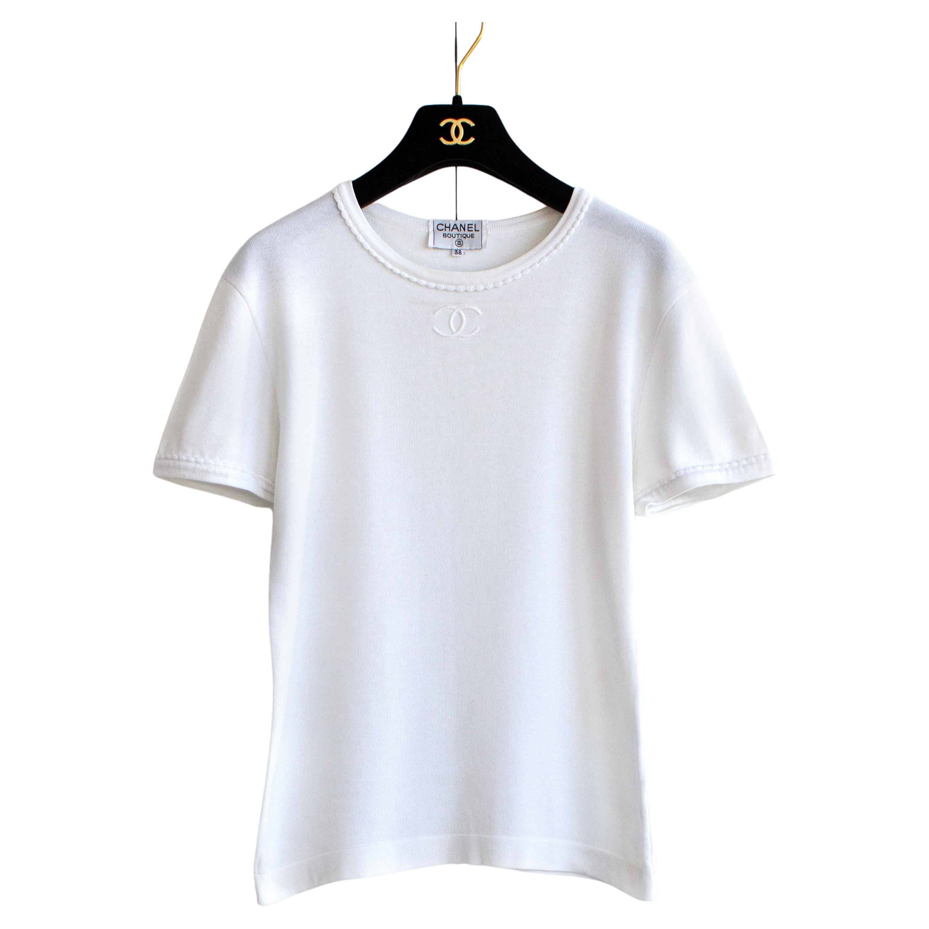 Chanel Logo T Shirt - 29 For Sale on 1stDibs