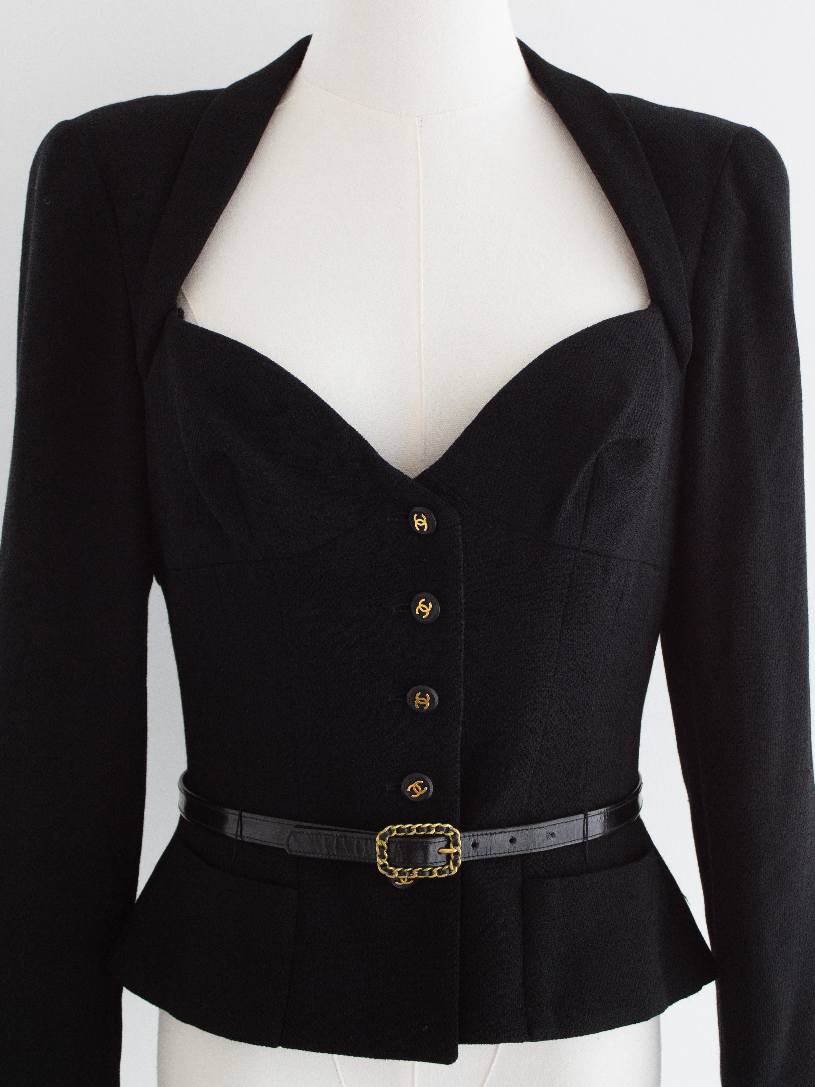 Chanel Vintage S/S1995 Barbie Black Gold CC Sweetheart Cropped 95P Belted Jacket For Sale 2