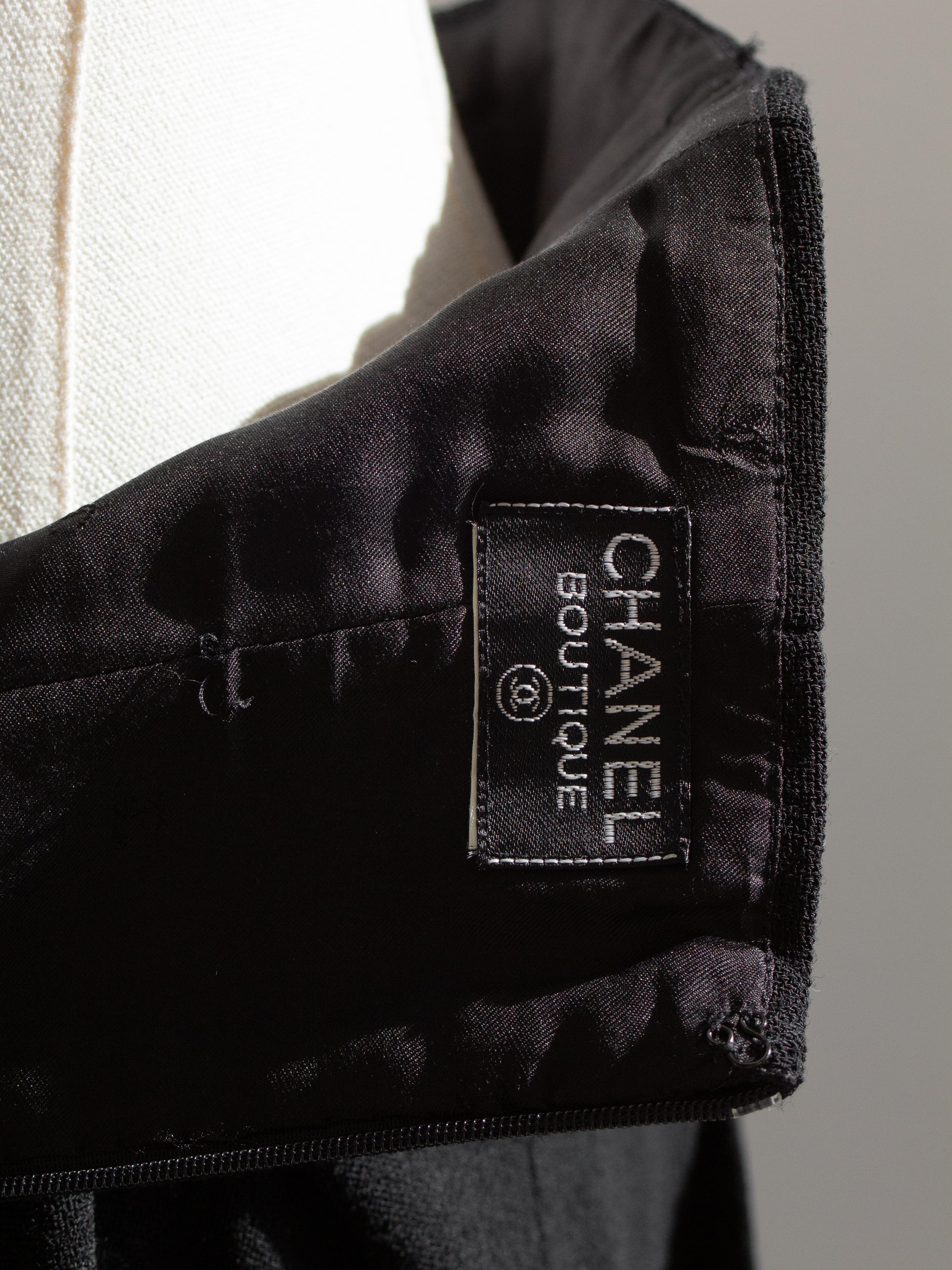 Chanel Vintage S/S1995 Barbie Cropped Yellow Black 95P Jacket Corset Skirt Suit For Sale 11