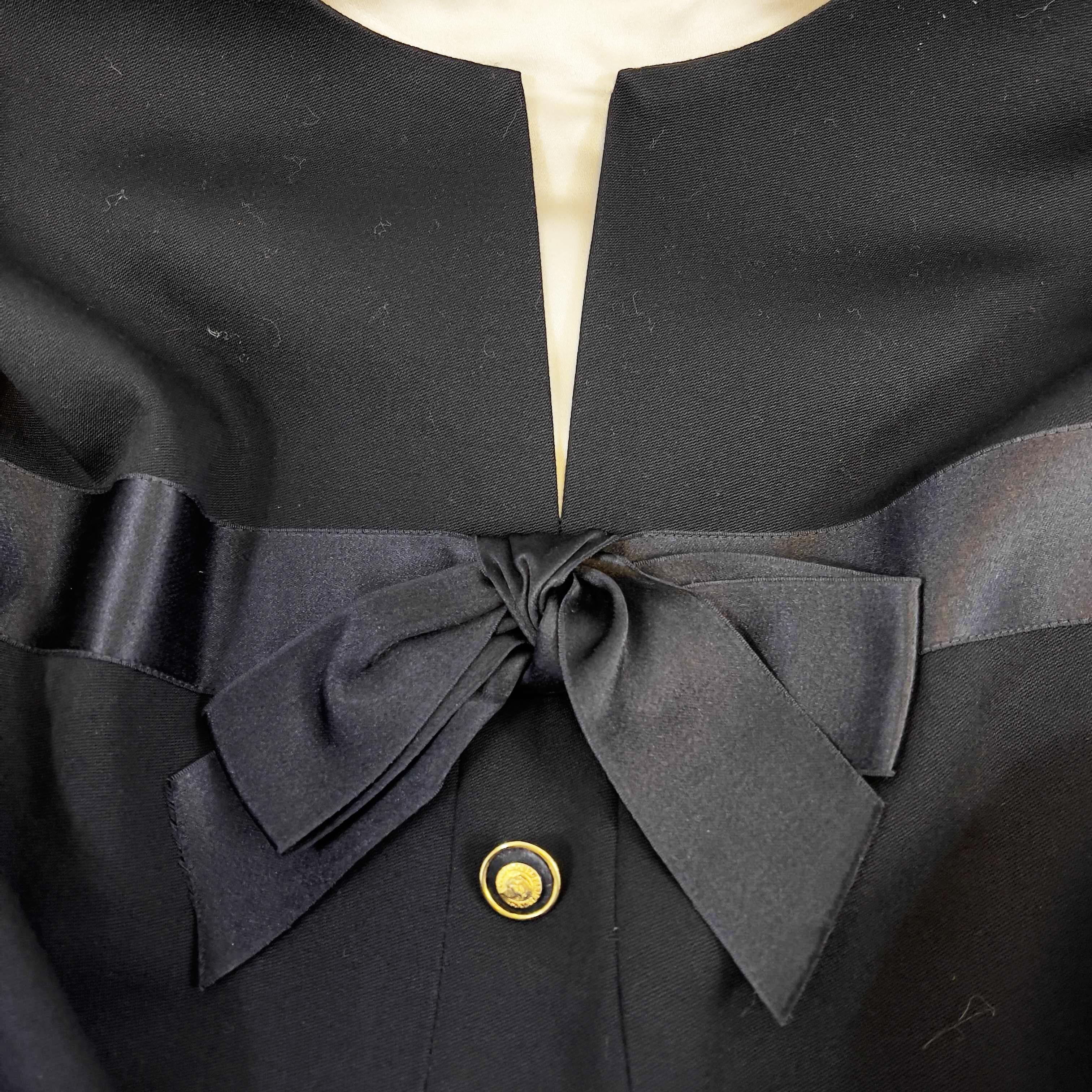 CHANEL Vintage Satin Layer Trim Bow Shift Wool Dress Black FR 40 / US 8 For Sale 3