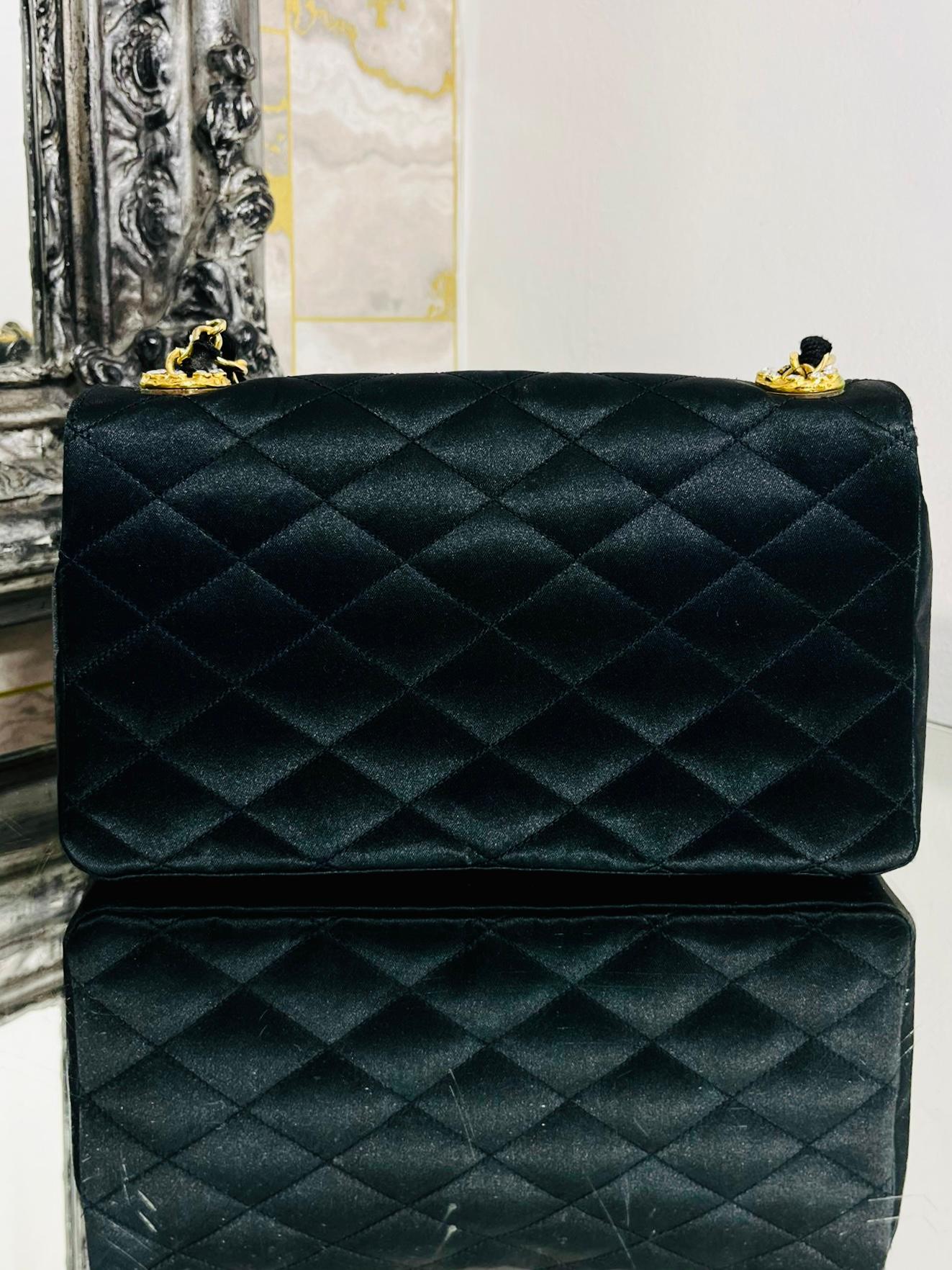 Chanel Vintage Satin Quilted Timeless Bag Excellent état - En vente à London, GB