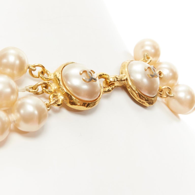 CHANEL Vintage Season 29 triple large faux pearl CC logo clasp necklace For  Sale at 1stDibs