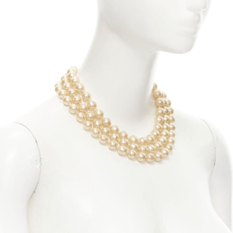CHANEL Vintage Season 29 triple large faux pearl CC logo clasp necklace In Good Condition In Hong Kong, NT