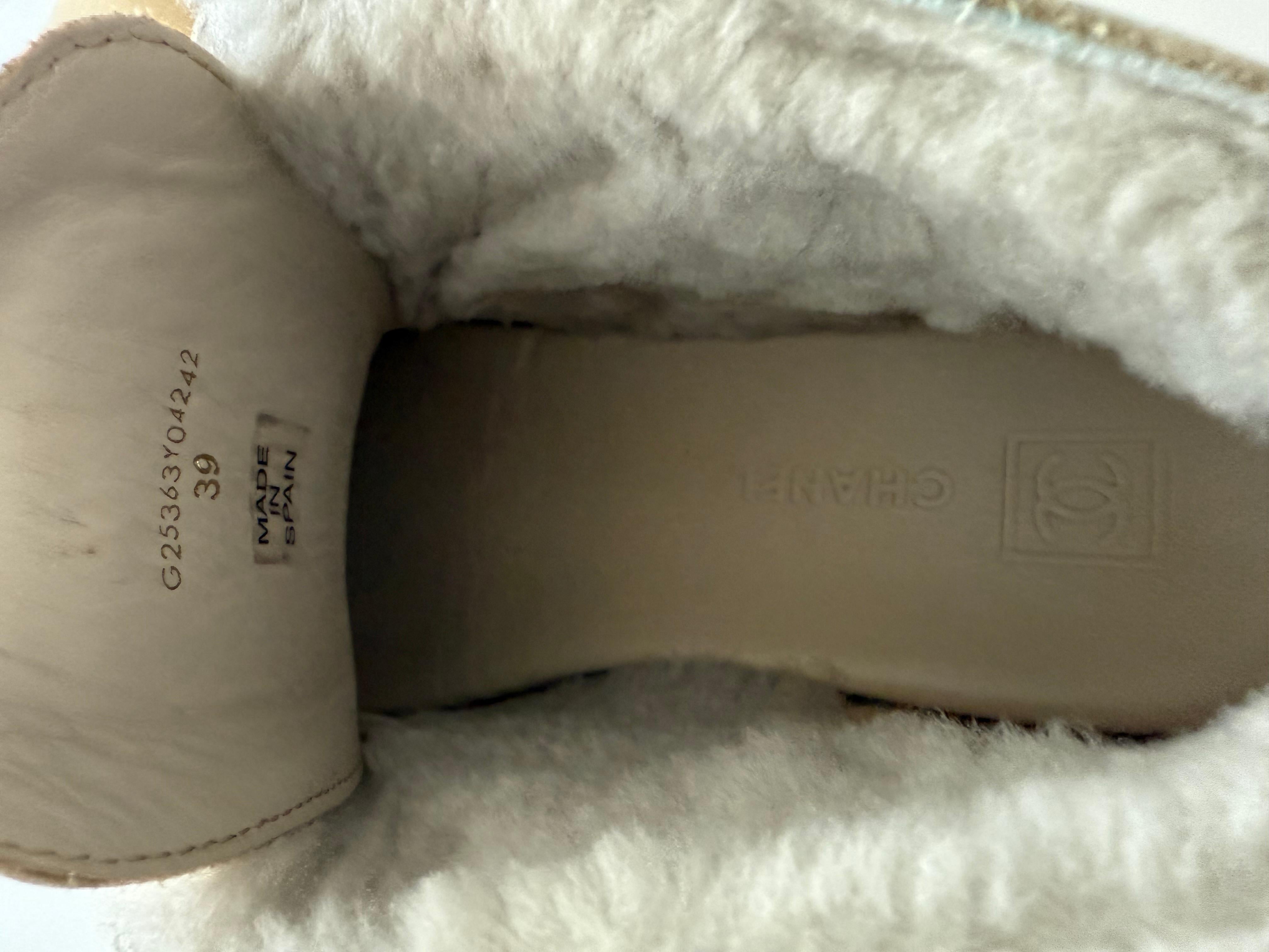 Chanel Vintage Schuhe Shearling Inside 2006 im Angebot 5