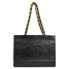 CHANEL, Vintage Shopping Bag in black leather