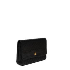 CHANEL, Vintage Shoulder bag in black leather