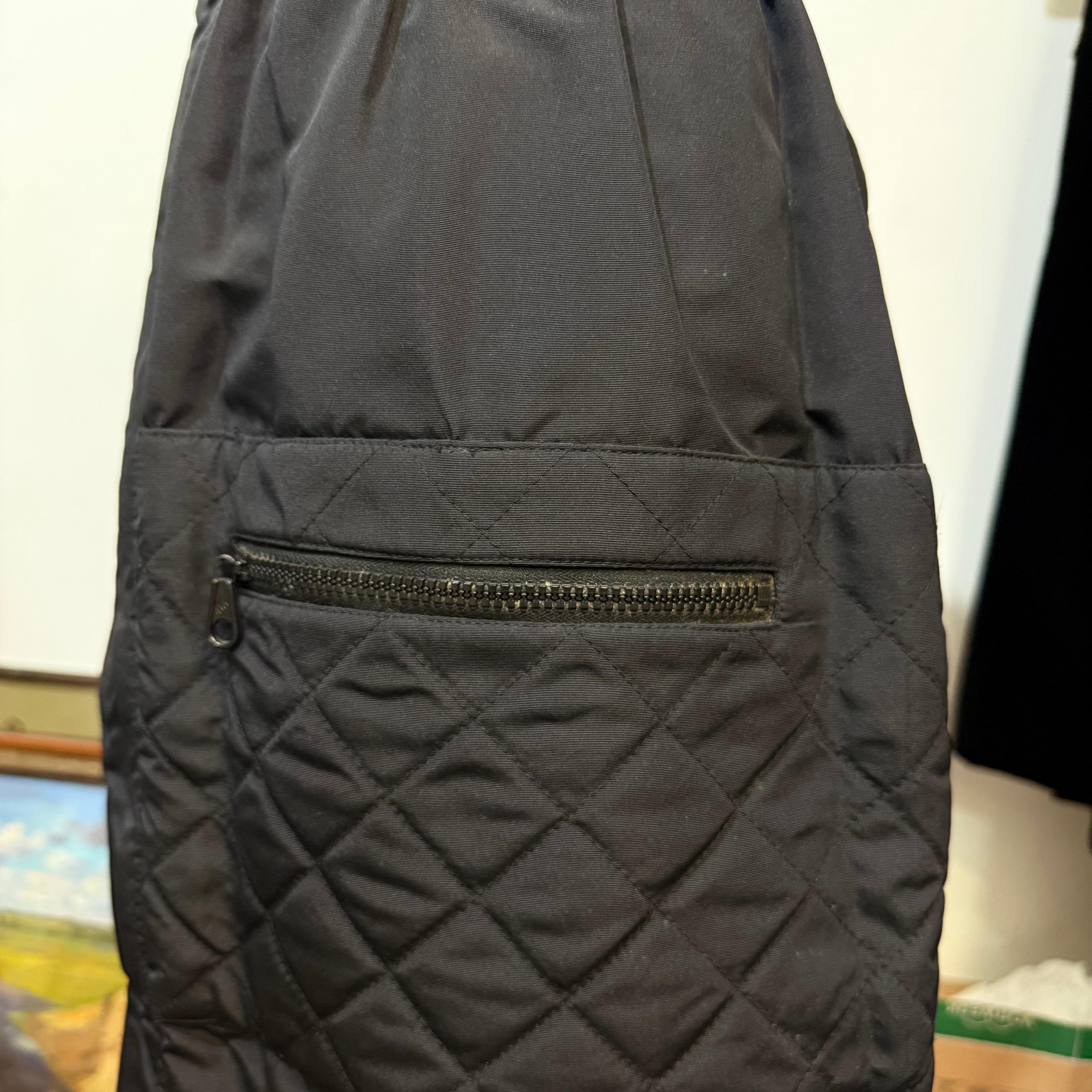 Women's Chanel Vintage Silk Skiirt Size FR 38 / IT42 For Sale