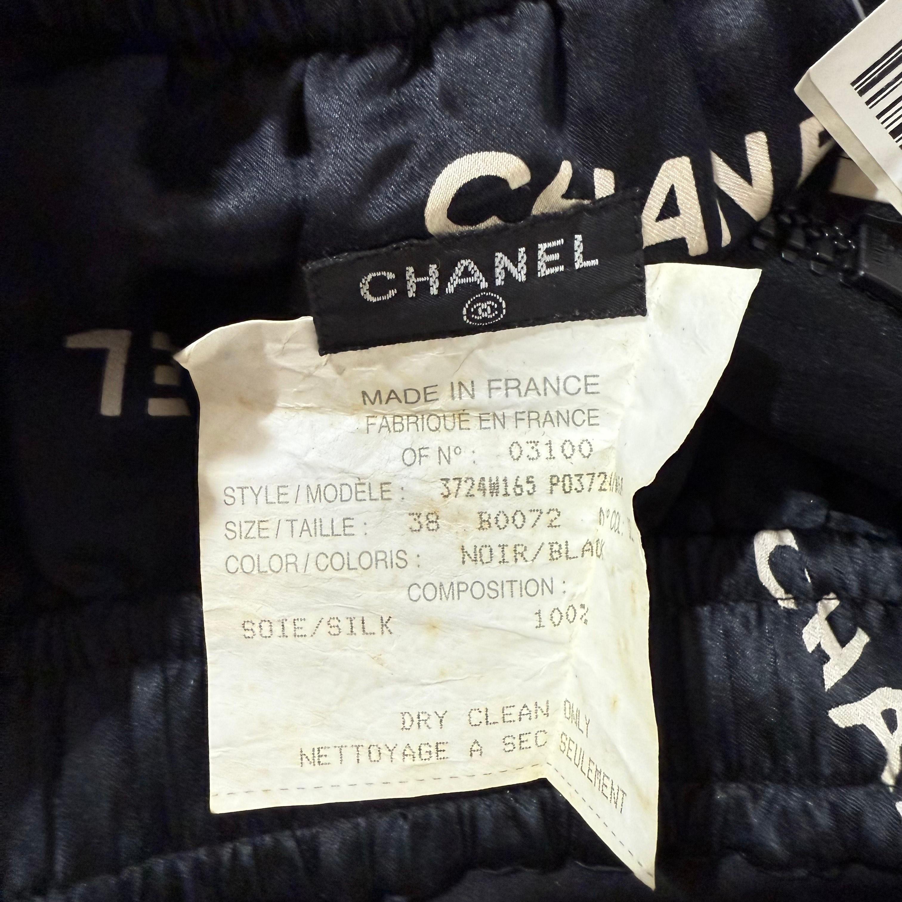Chanel Vintage Silk Skiirt Size FR 38 / IT42 For Sale 4