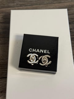 CHANEL Vintage Silver CC Turnlock Clip On Earrings