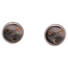 Chanel Vintage Silver Metal Round CC Screw Clip On Earrings