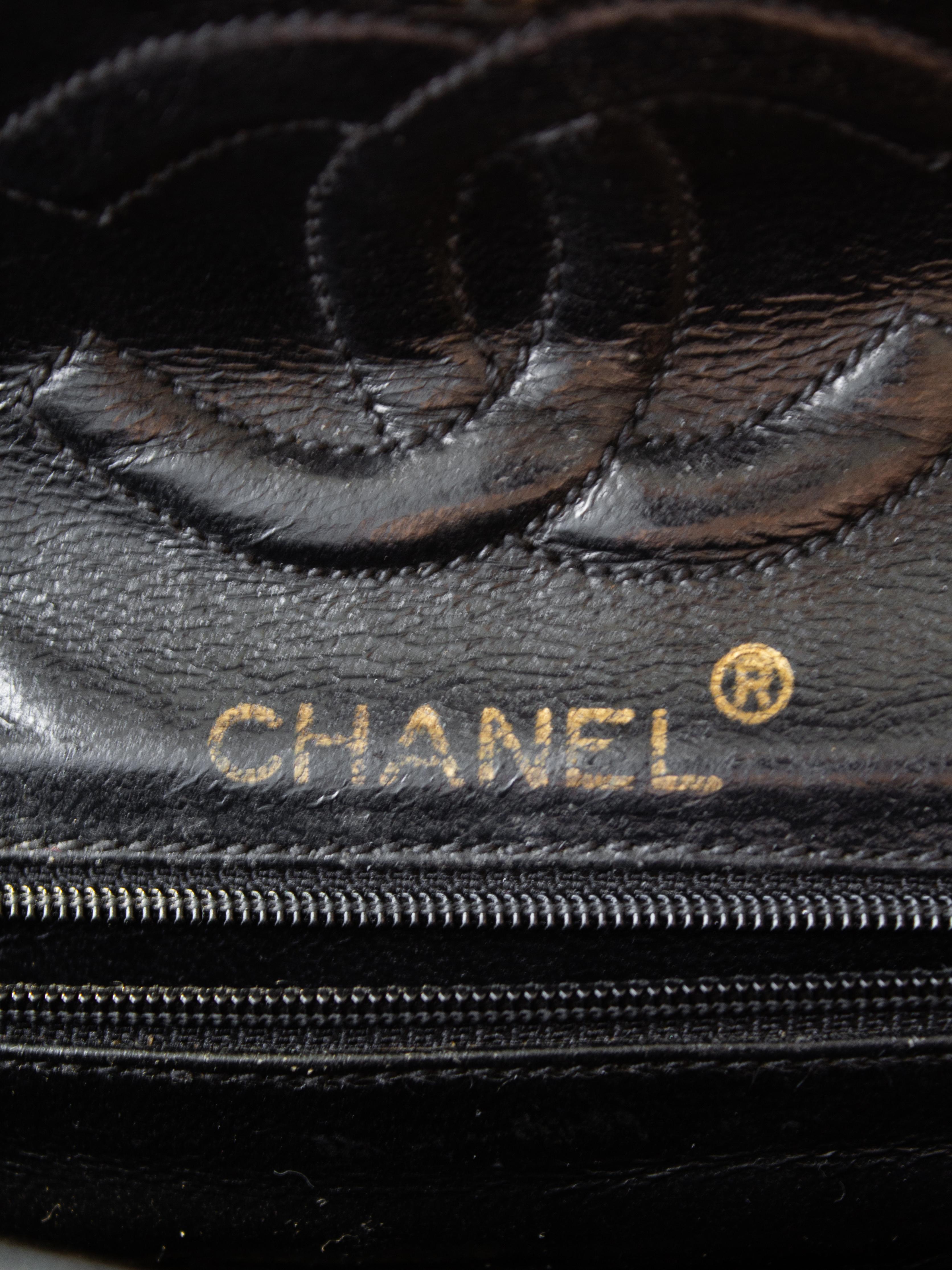 Chanel Vintage Small Classic Flap Exotic Lizard Leather 24K Gold CC Black Bag For Sale 13