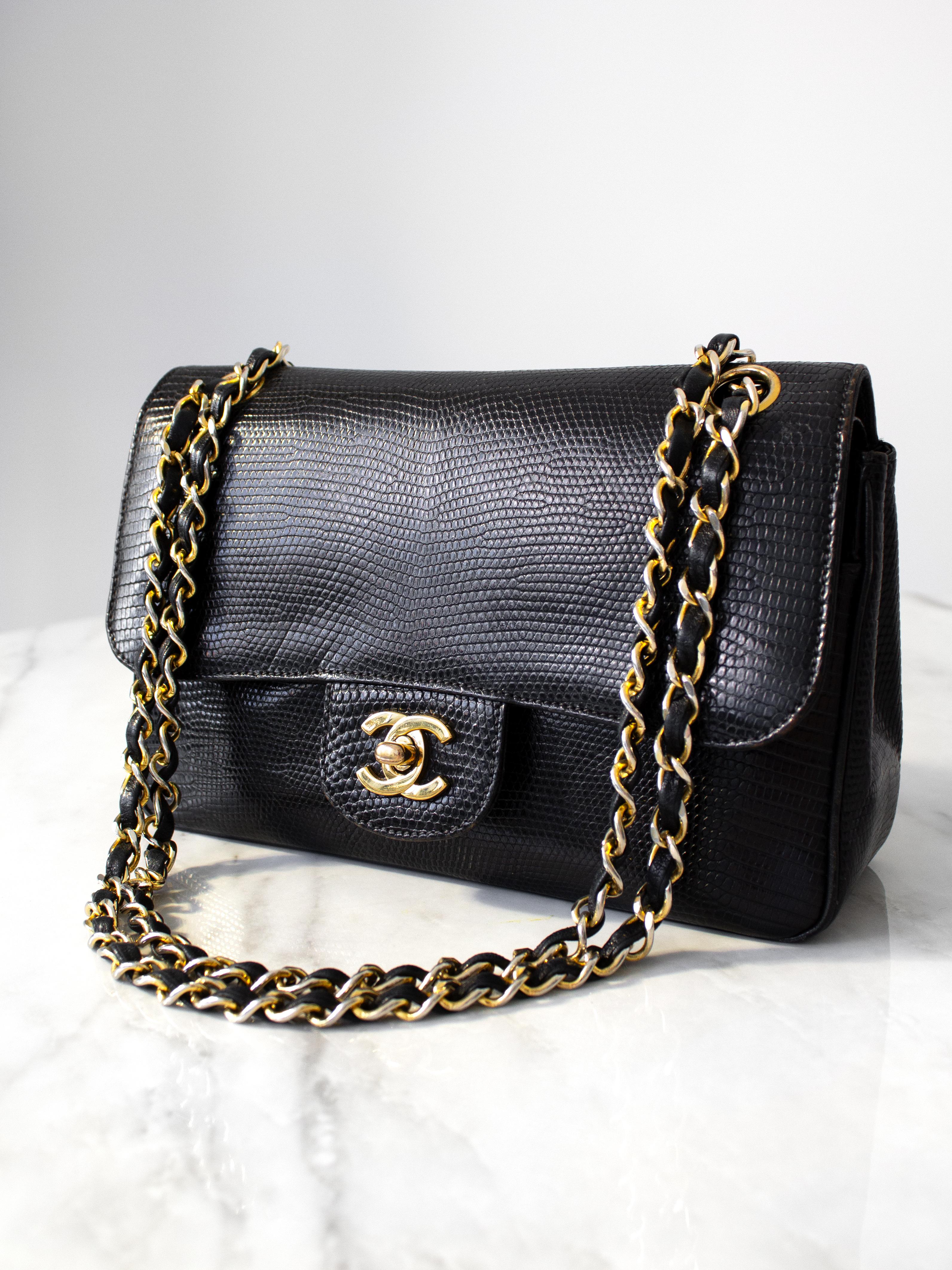 Women's Chanel Vintage Small Classic Flap Exotic Lizard Leather 24K Gold CC Black Bag For Sale