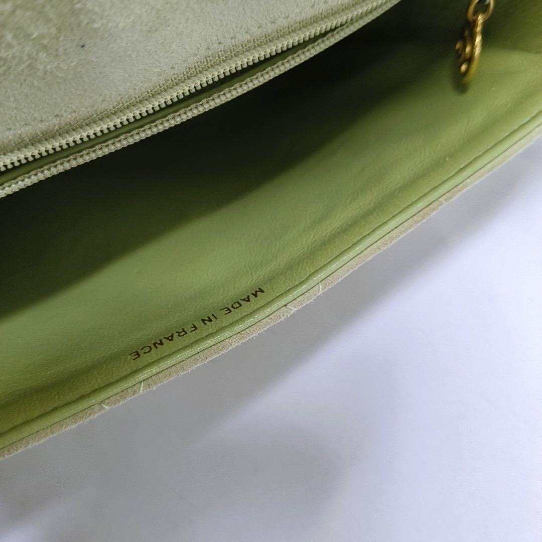 Chanel Vintage Small Flap Crossbody Bag Green Suede Leather, 1991-1994 For Sale 9