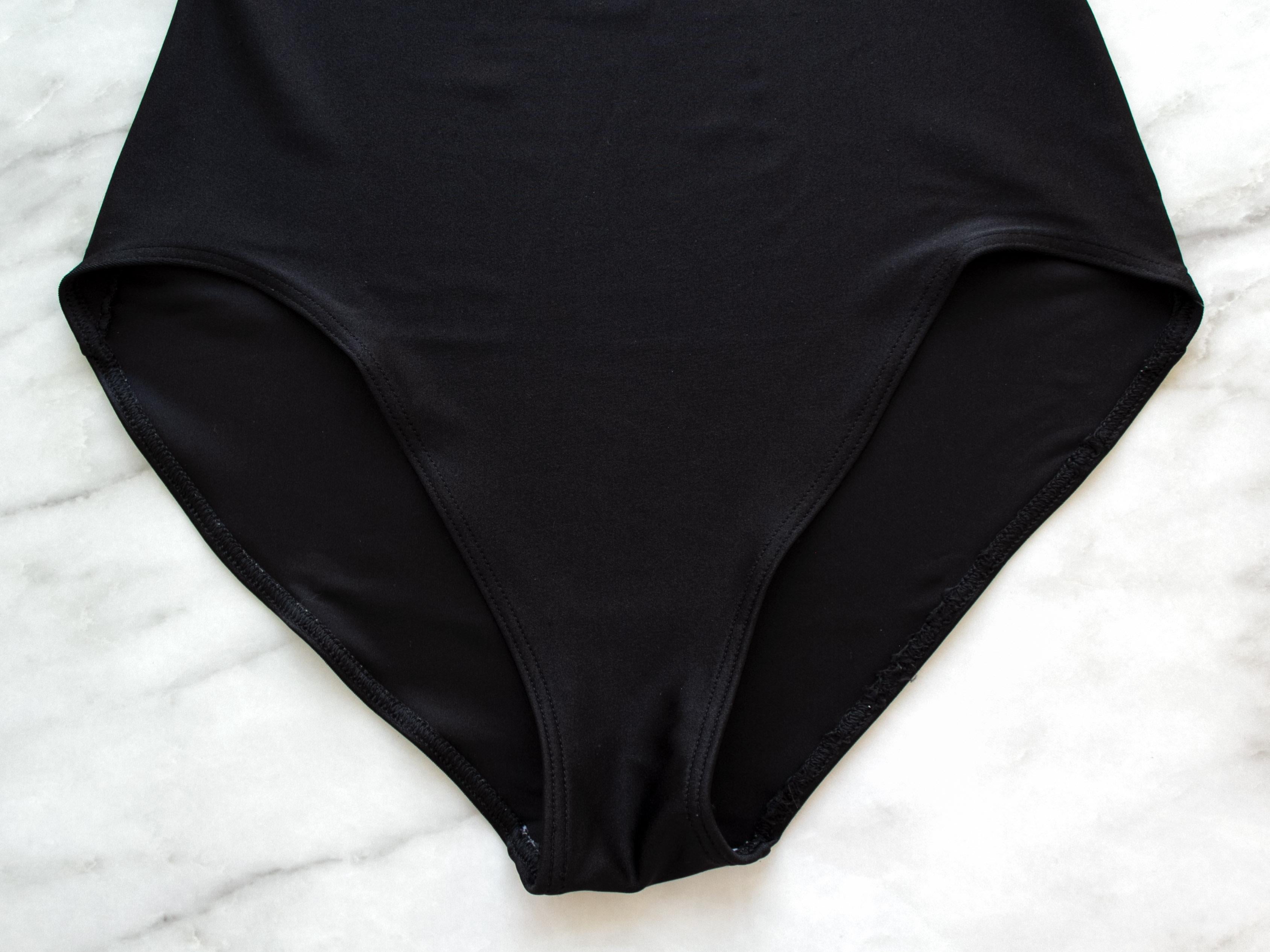 Chanel Vintage Spring 1990 Black White Camellia Onepiece Bodysuit Swimsuit In Good Condition In Jersey City, NJ