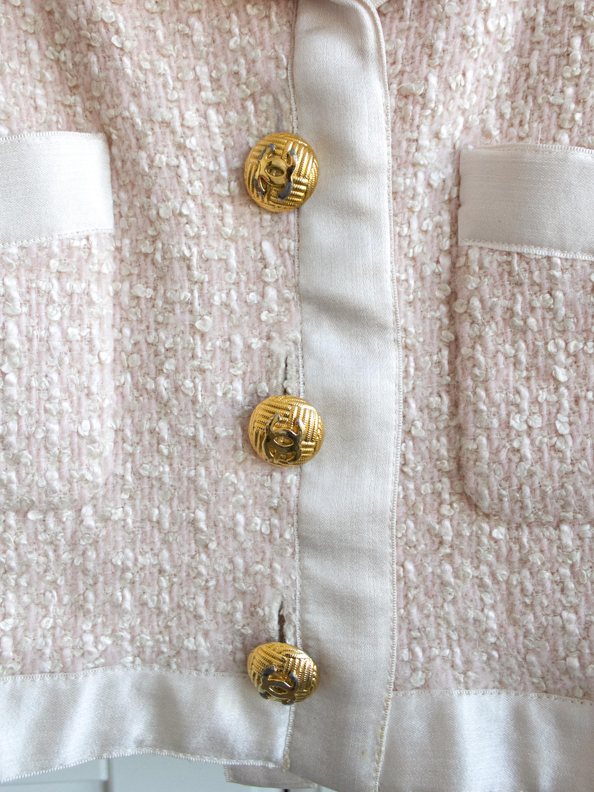 Chanel Vintage Spring 1990 Pink White Satin Tweed Cropped Jacket Skirt Suit 3