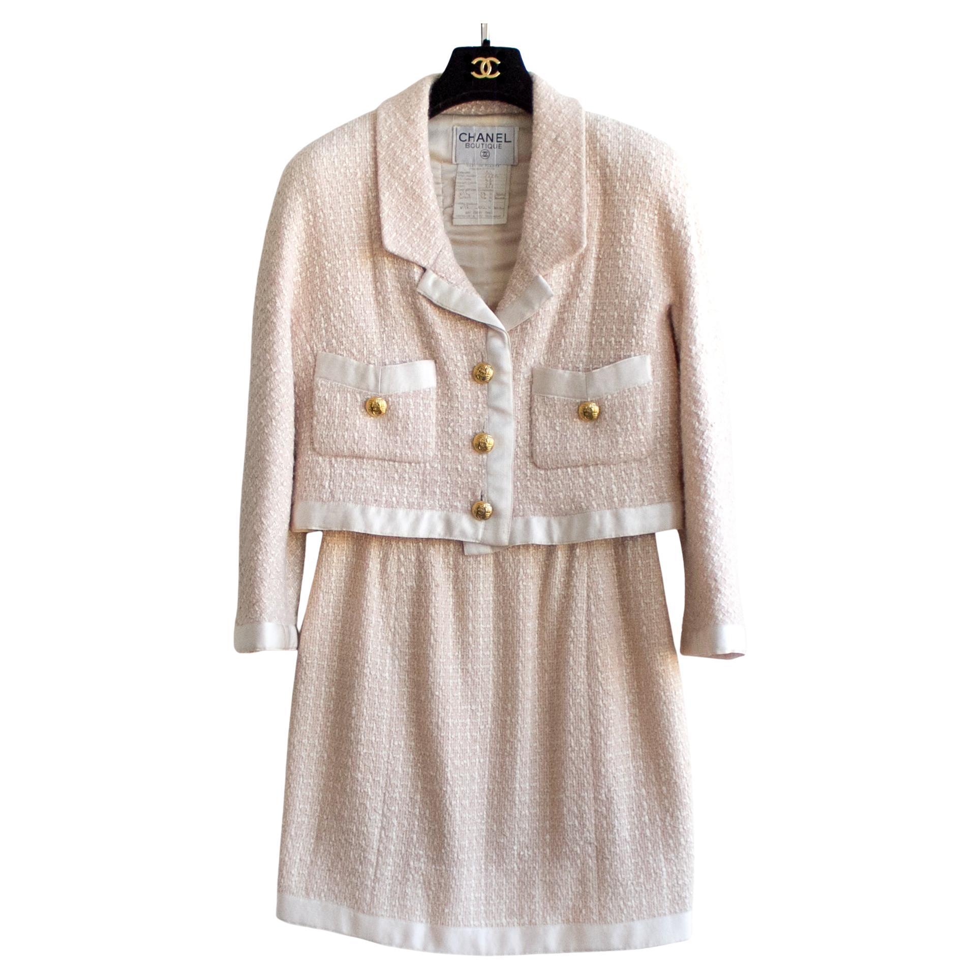 Vintage Spring 1998 Chanel Pink/White Tweed Suit For Sale at 1stDibs