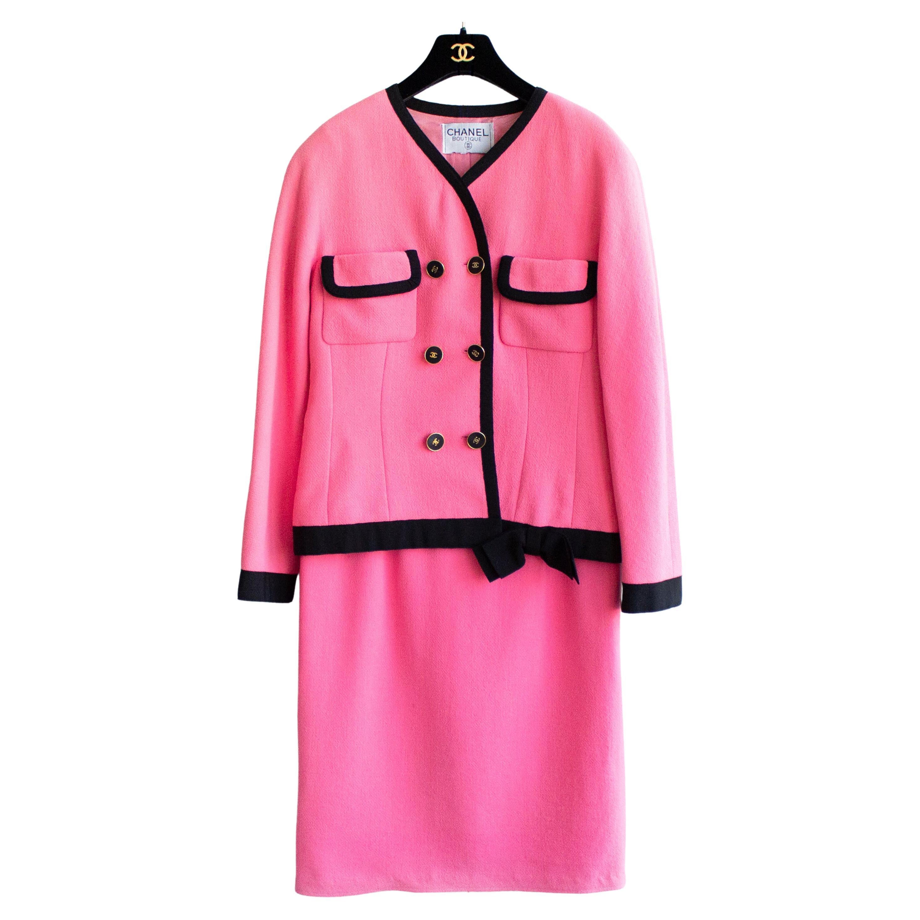 Chanel Vintage Spring 1991 Linda Pink Black Bow Jacket Skirt Suit at ...