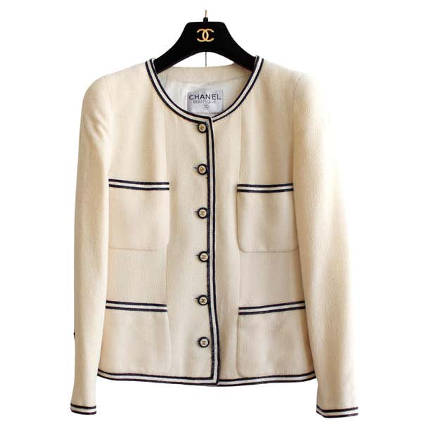 Chanel Vintage Spring 1995 Ivory Ecru Black Tweed Braided CC 95P Jacket ...