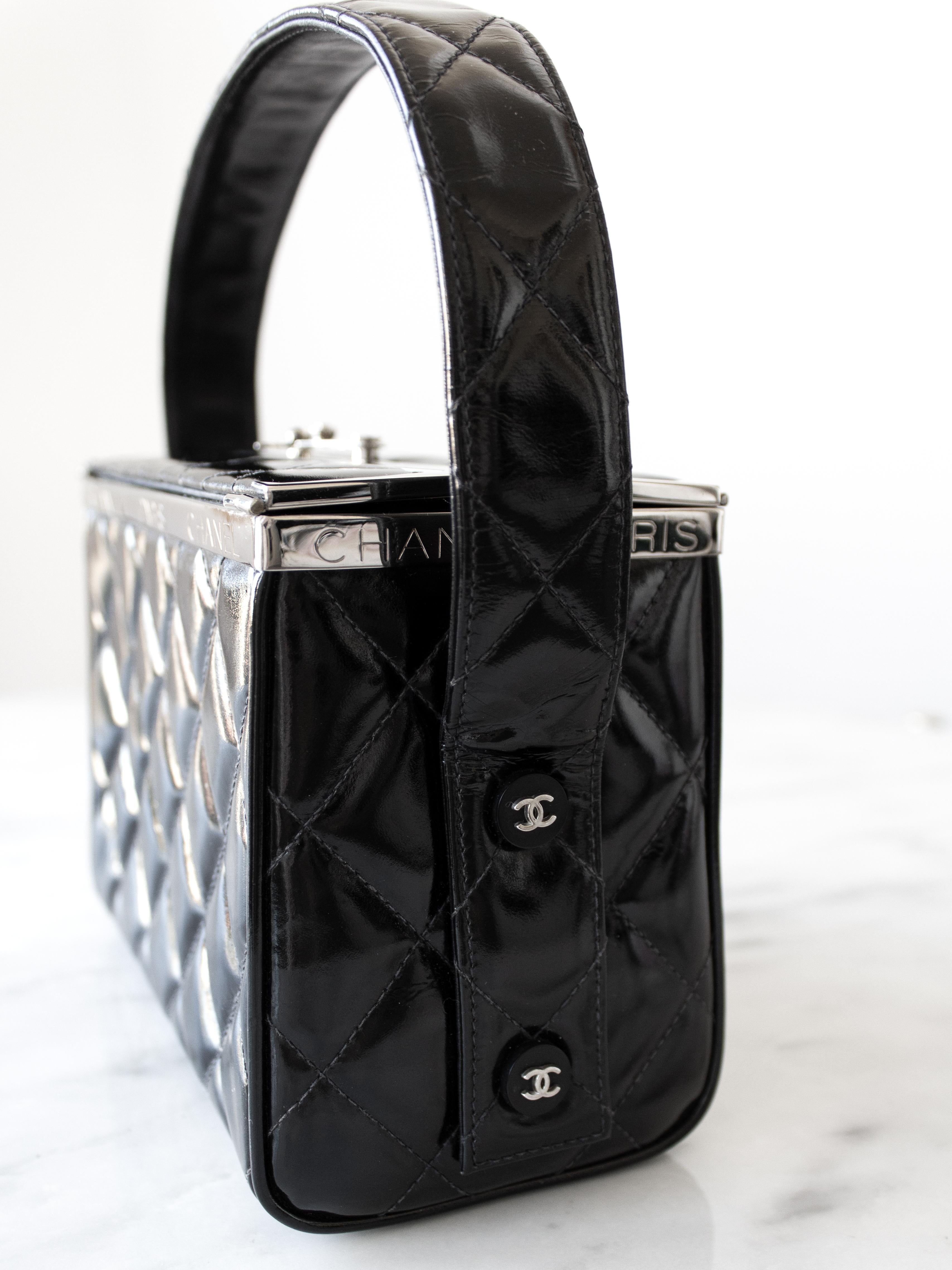 Chanel Vintage Spring 1996 Black Silver Quilted Patent Leather Vanity Box Bag 3