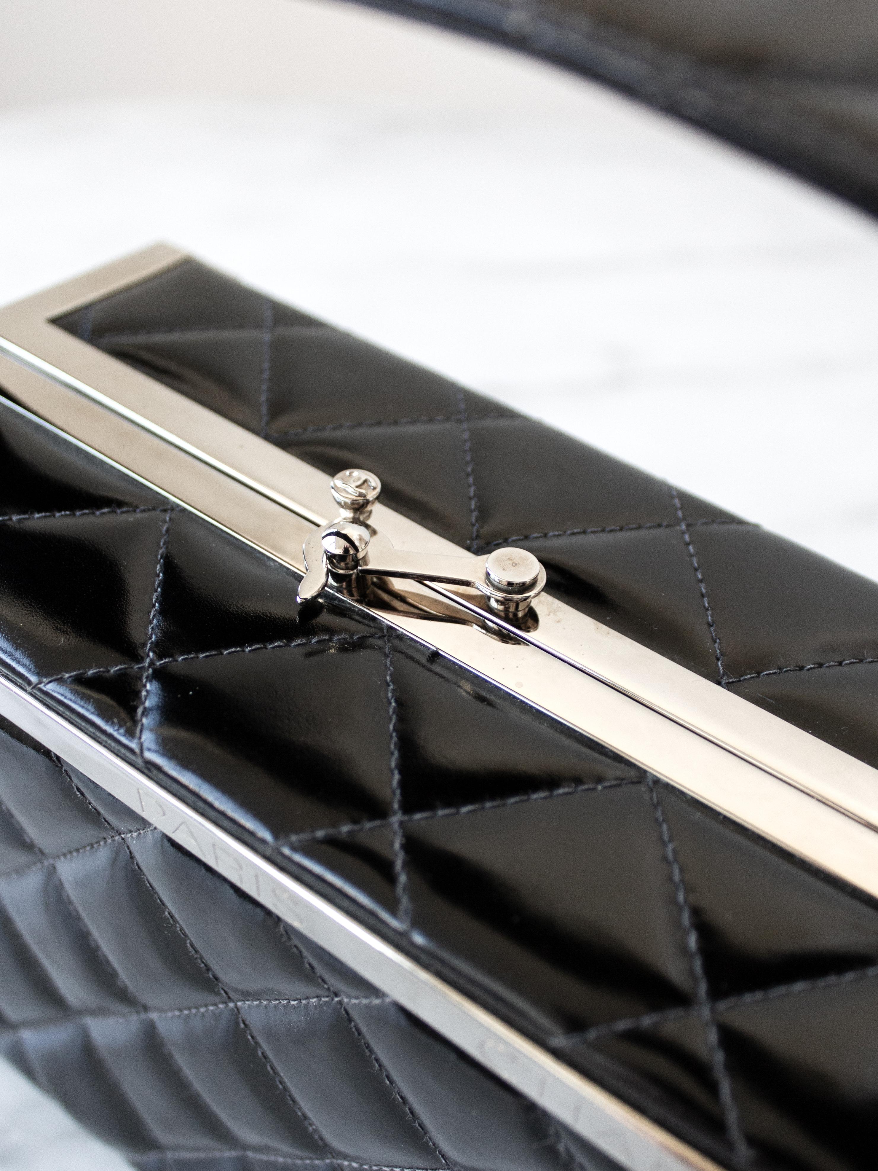 Chanel Vintage Spring 1996 Black Silver Quilted Patent Leather Vanity Box Bag 2