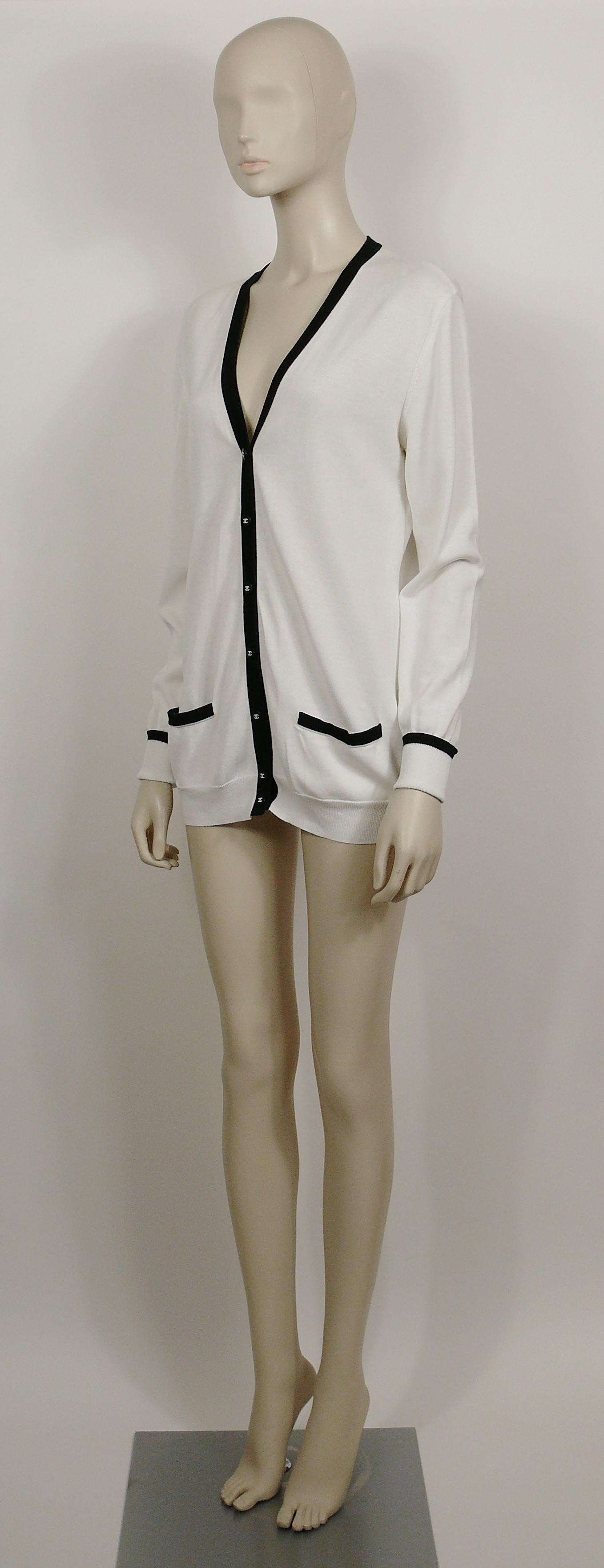 Gray Chanel Vintage Spring 1996 Classic White & Black Cotton Cardigan