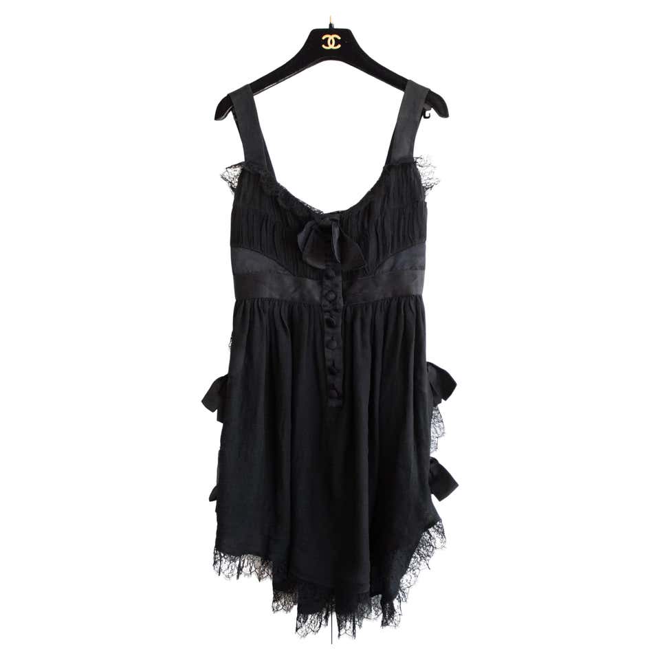 Vintage Chanel Day Dresses - 342 For Sale at 1stDibs | chanel black ...