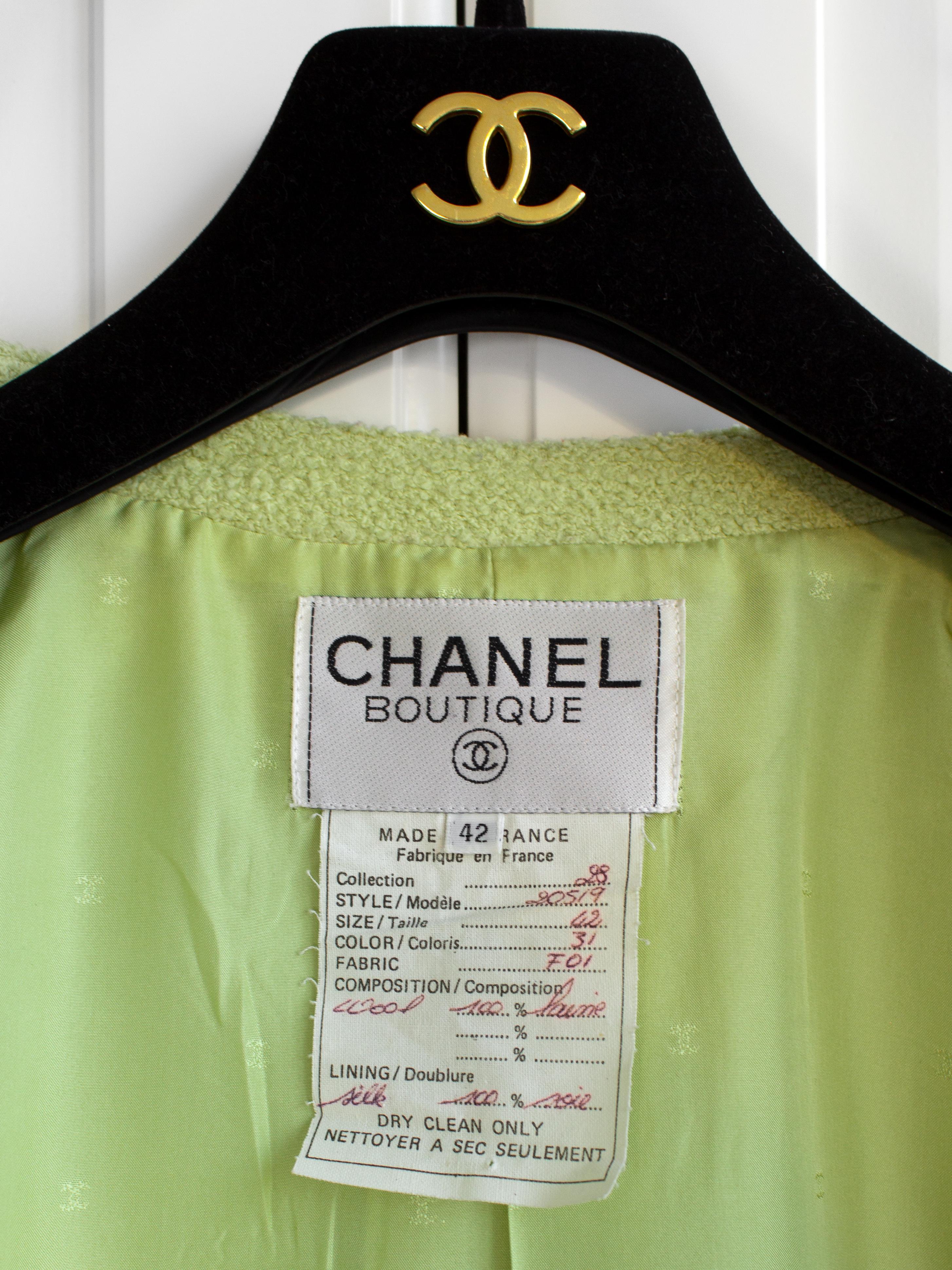 Chanel Vintage Spring/Summer 1992 Green Tweed CC Jacket Skirt Suit For Sale 6