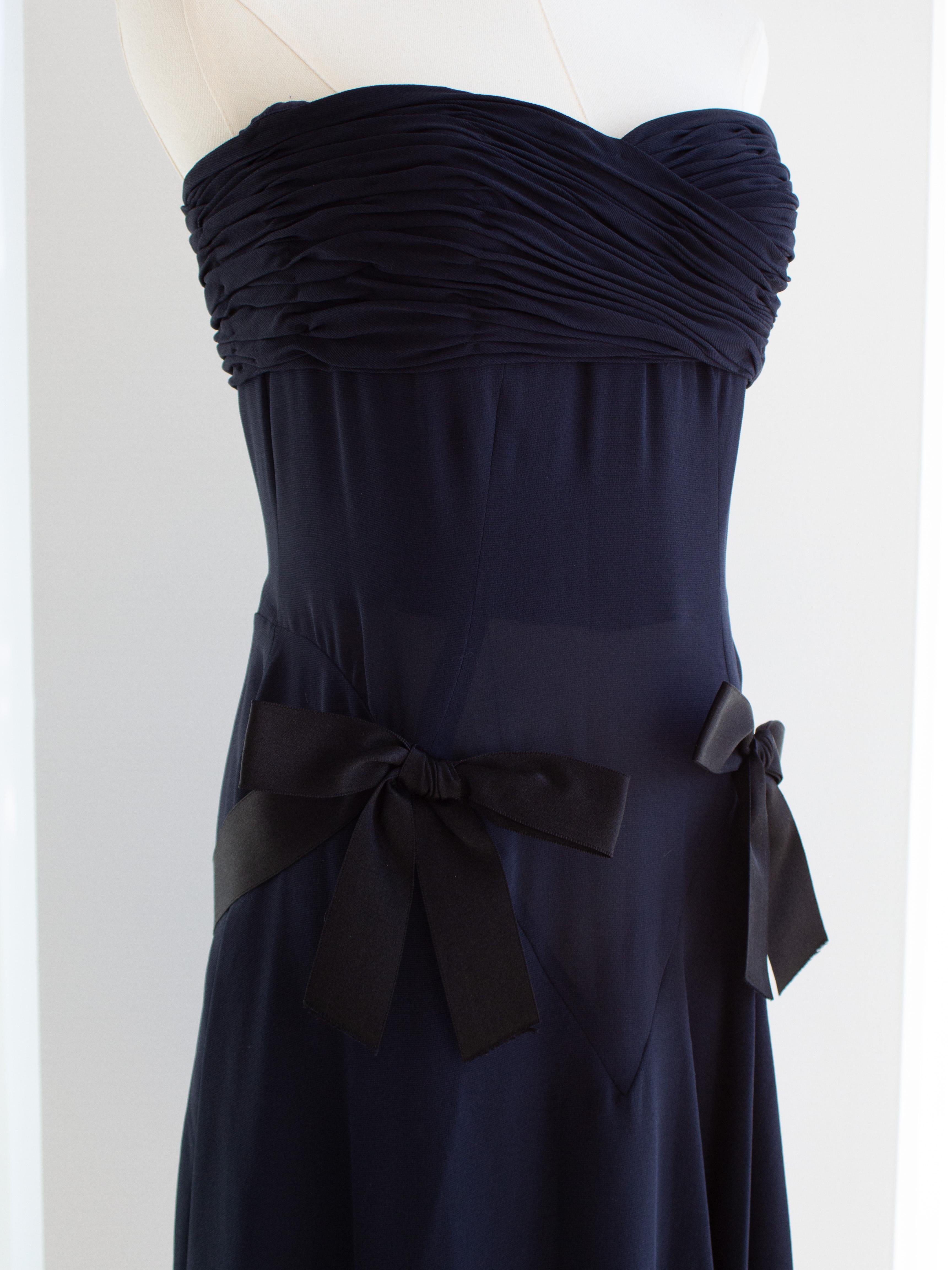Chanel Vintage Spring/Summer 1992 Navy Blue Silk Sweetheart Draped Mini Dress For Sale 9
