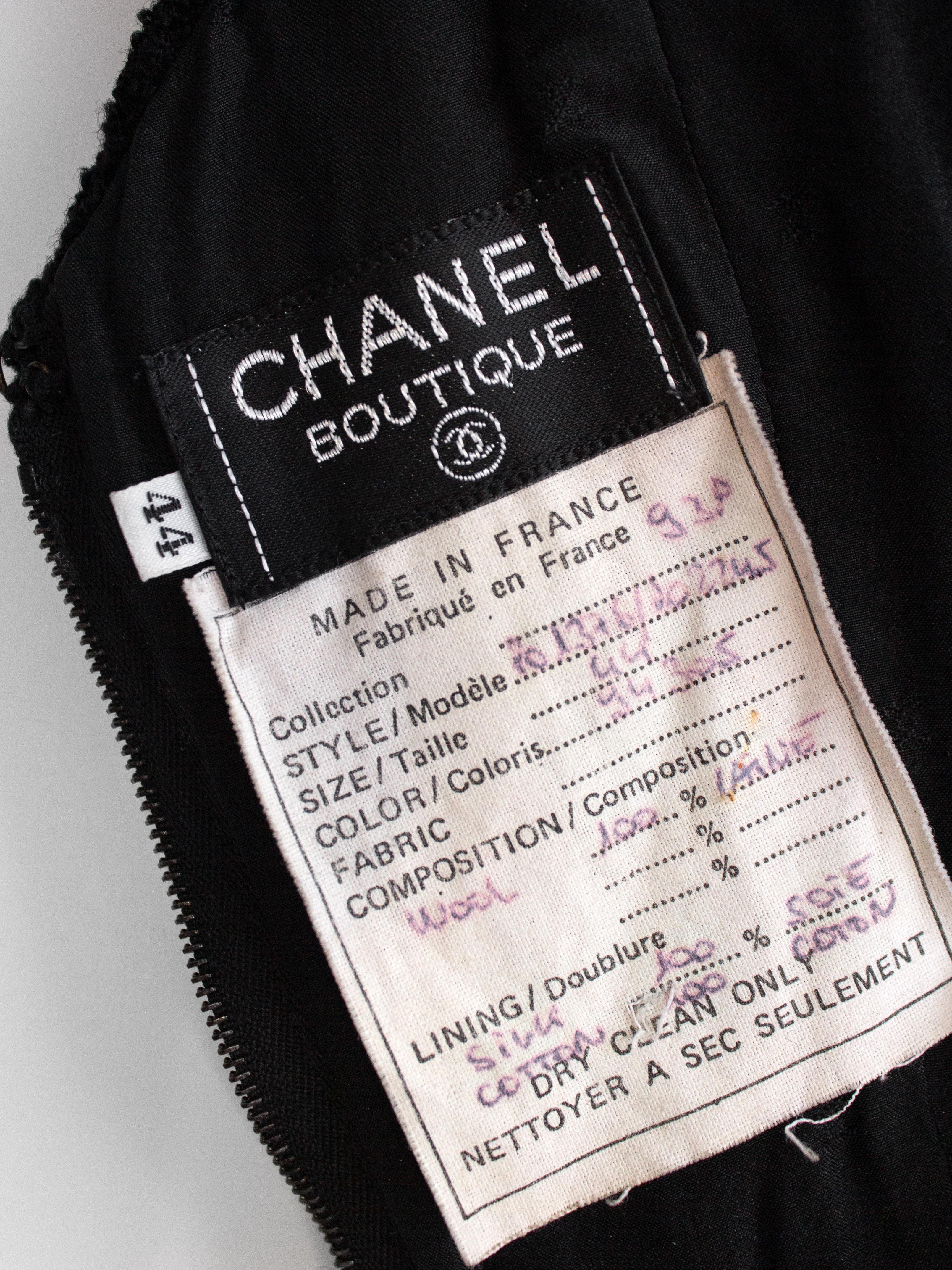 Chanel Vintage Spring/Summer 1993 Black Tweed Gold Clover 93P Corset Top For Sale 8