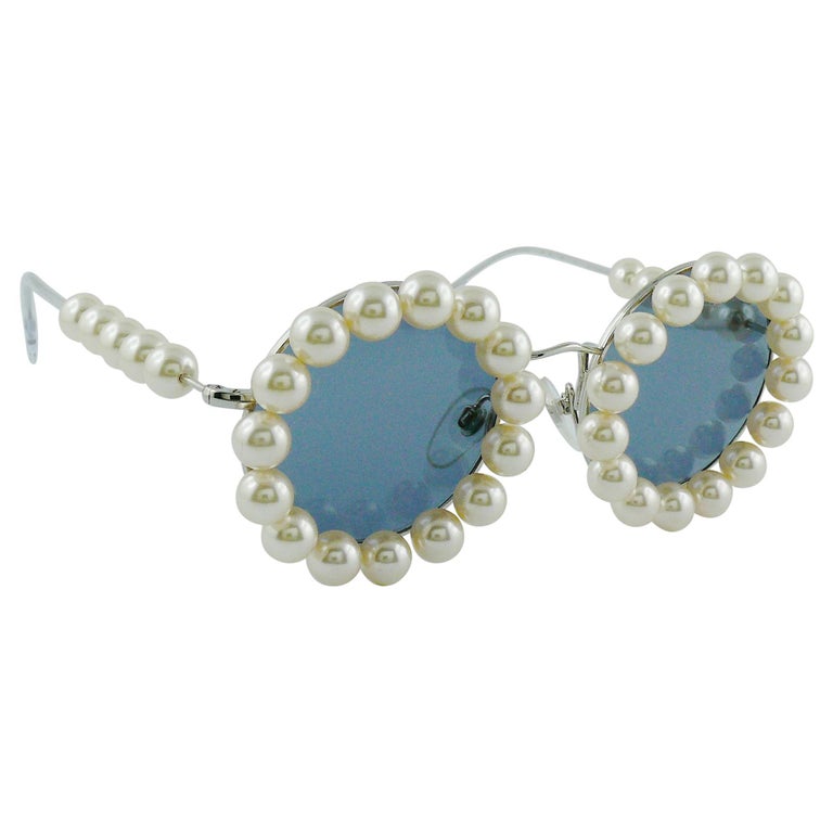 Chanel Vintage Spring Summer 1994 Iconic Runway Faux Pearl Round Sunglasses  at 1stDibs