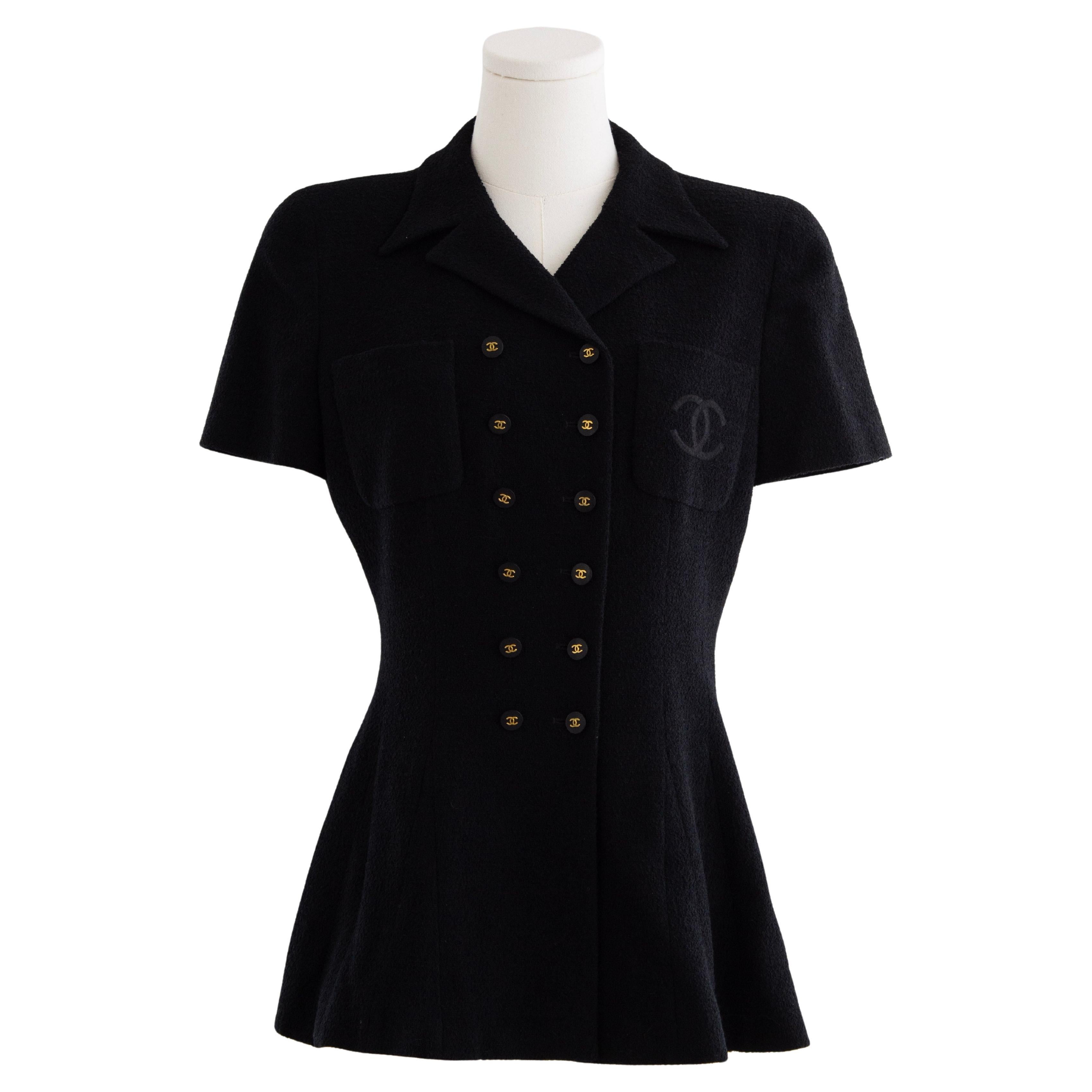 Chanel Vintage Spring/Summer 1995 Black Gold CC 95P Logo Peplum Tweed Jacket