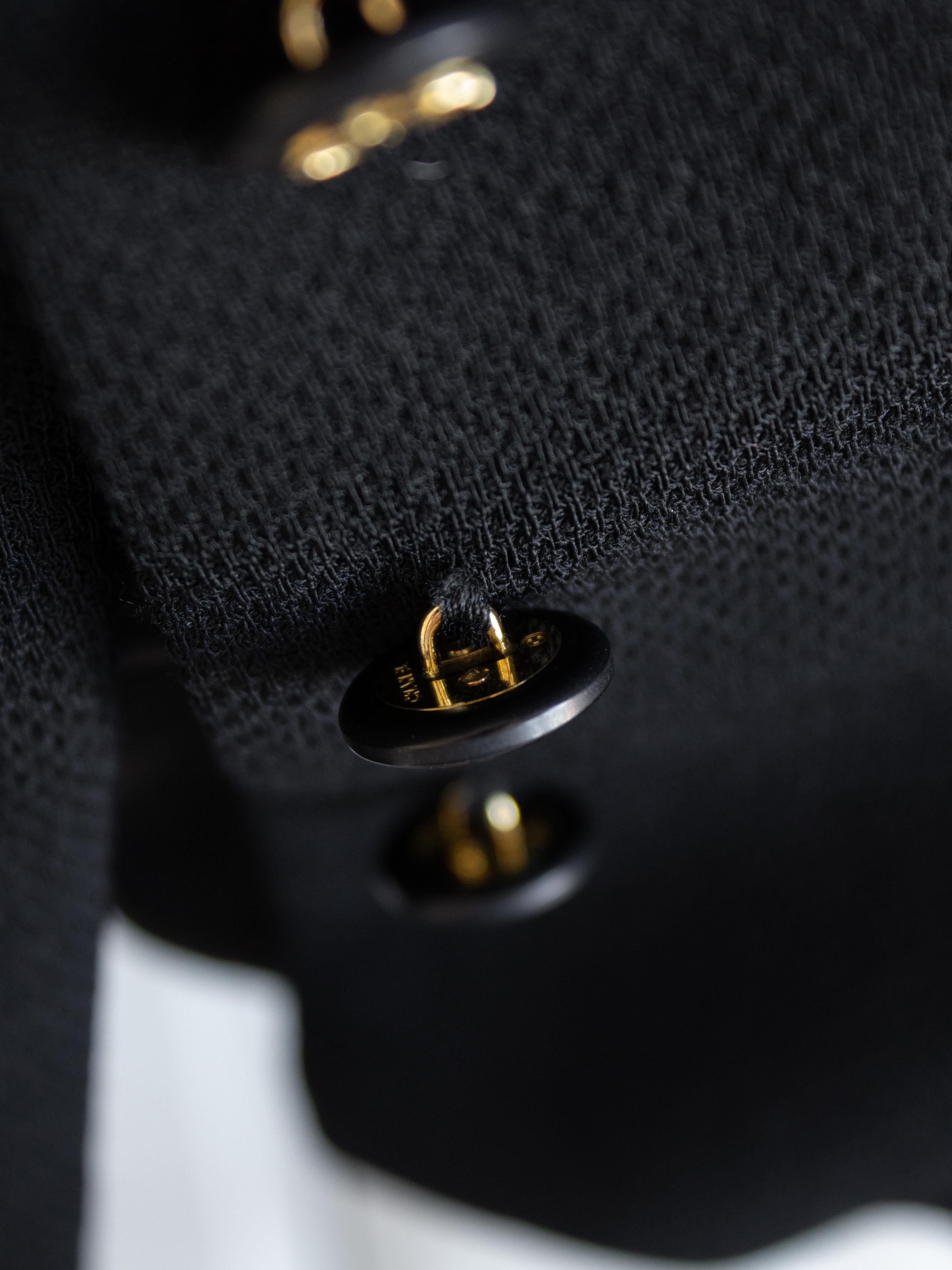 Chanel Vintage Spring/Summer 1995 Black Gold Cropped 95P Jacket Belt Skirt Suit 10