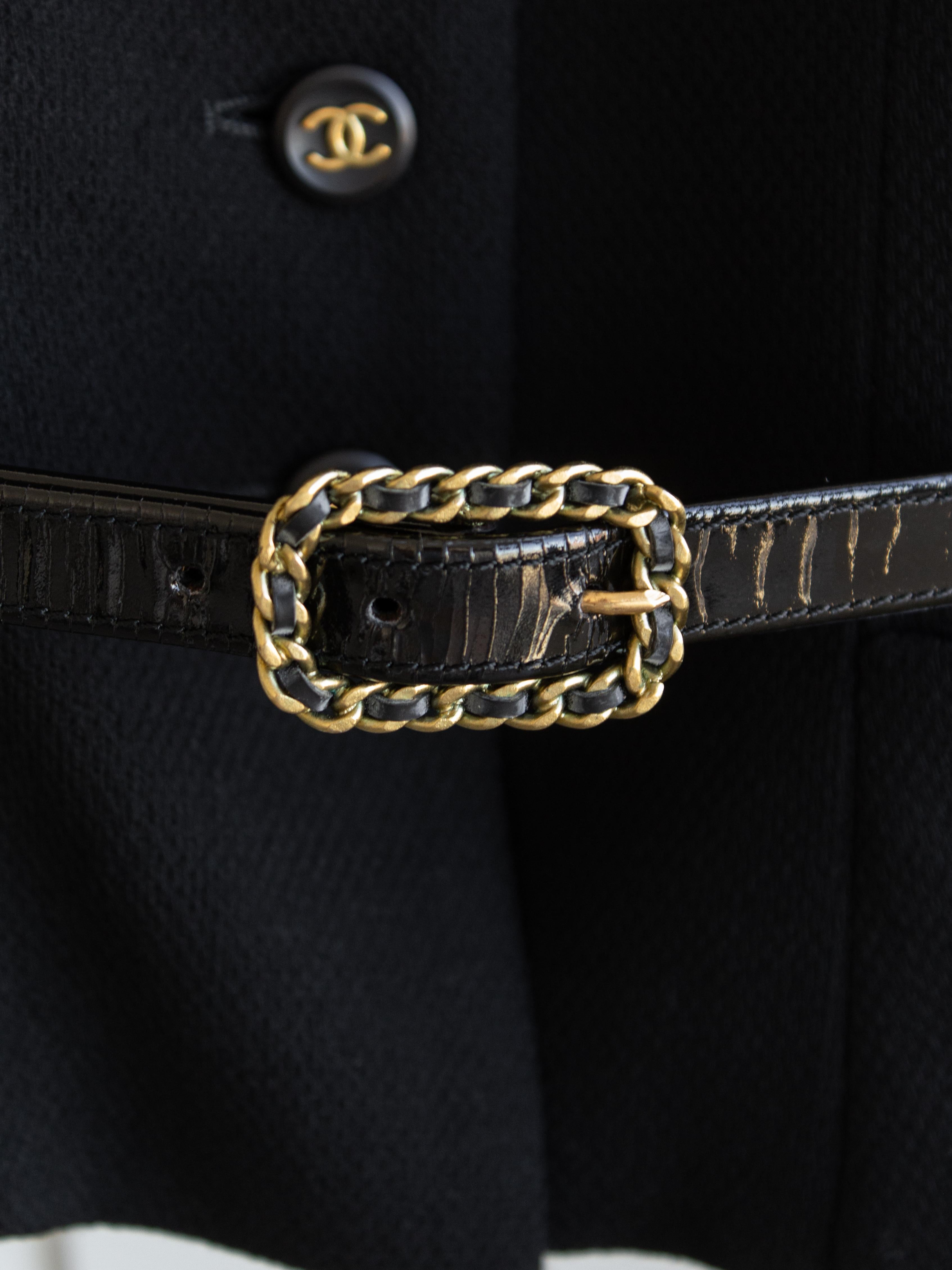 Chanel Vintage Spring/Summer 1995 Black Gold Cropped 95P Jacket Belt Skirt Suit 11