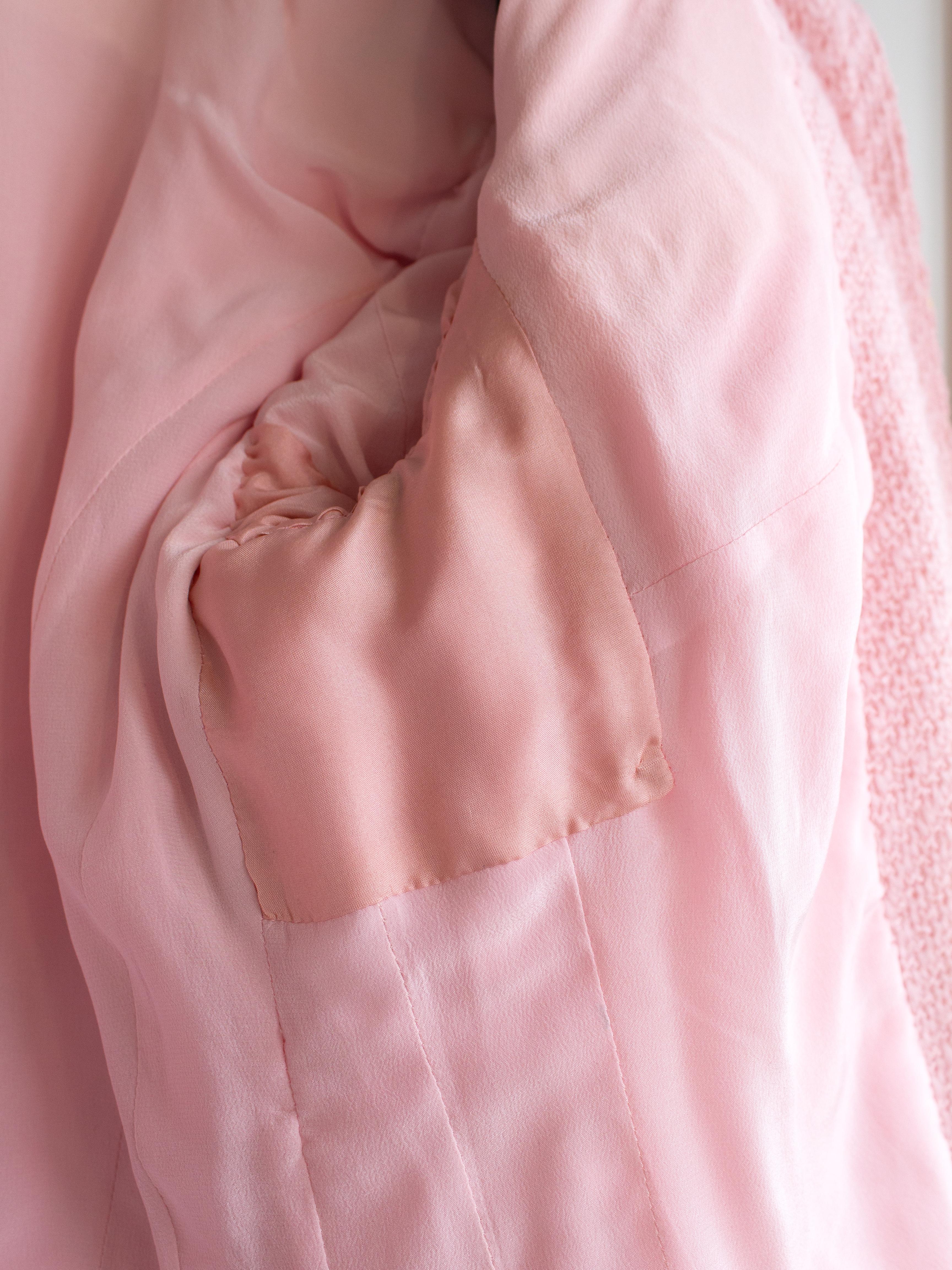 Chanel Vintage Spring/Summer 1995 Haute Couture Pink Tweed Jacket 10