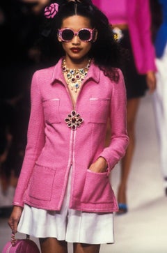 Chanel Vintage Spring/Summer 1995 Pink Barbie Gold Zip Tweed 95P Jacket