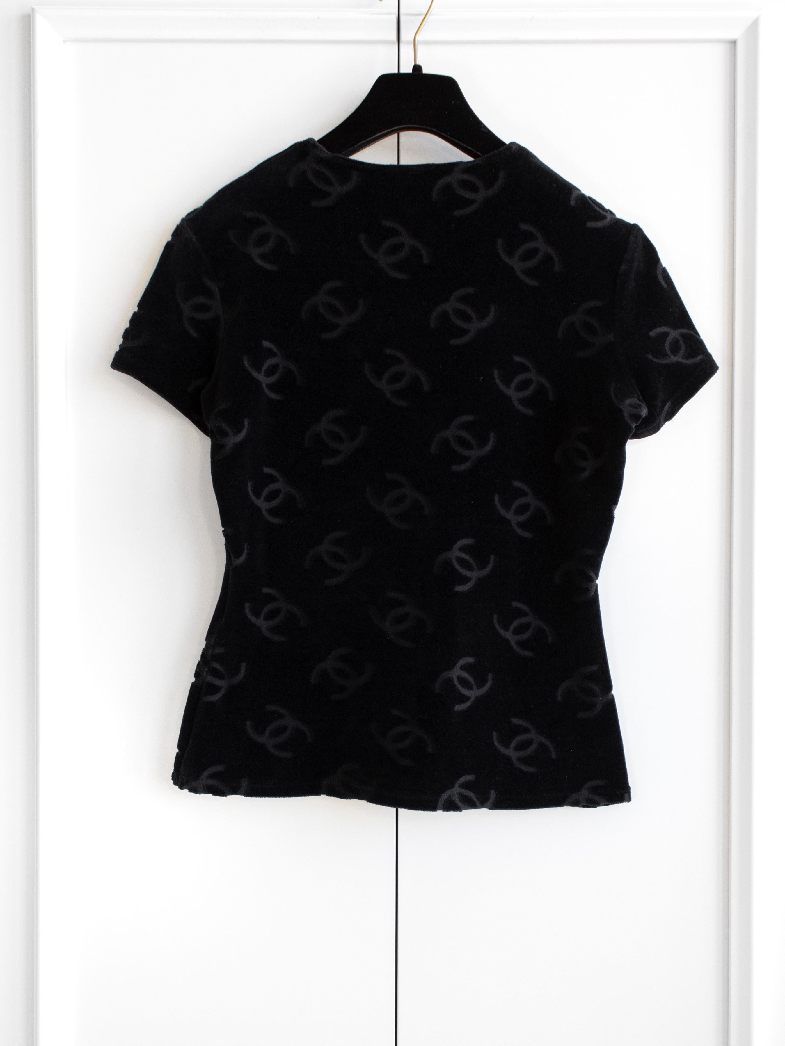 Women's Chanel Vintage Spring/Summer 1996 Black CC Logo Velour T-Shirt Top