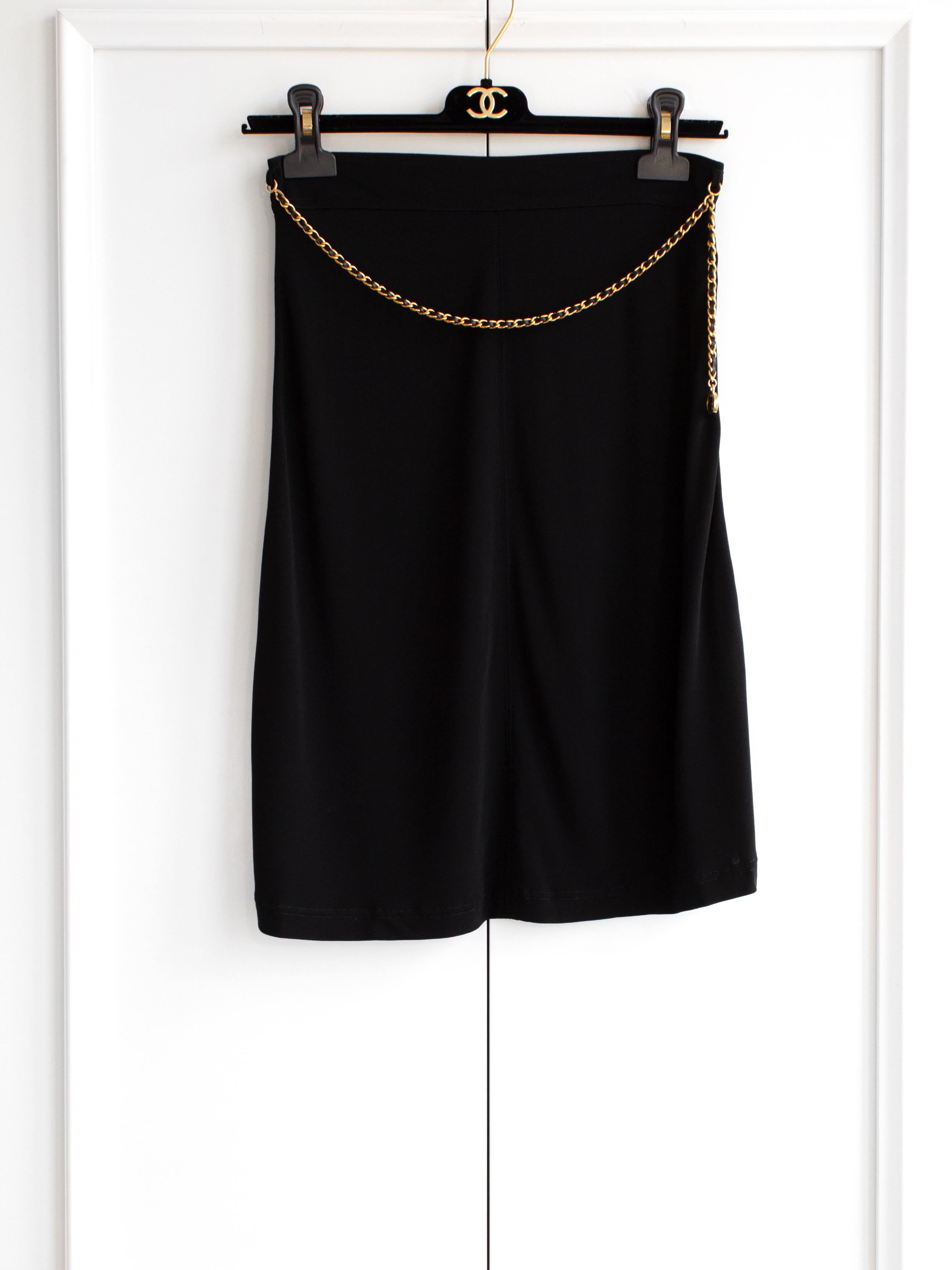 Chanel Vintage Spring/Summer 1997 Black Gold Chain 97P Mini Skirt 1