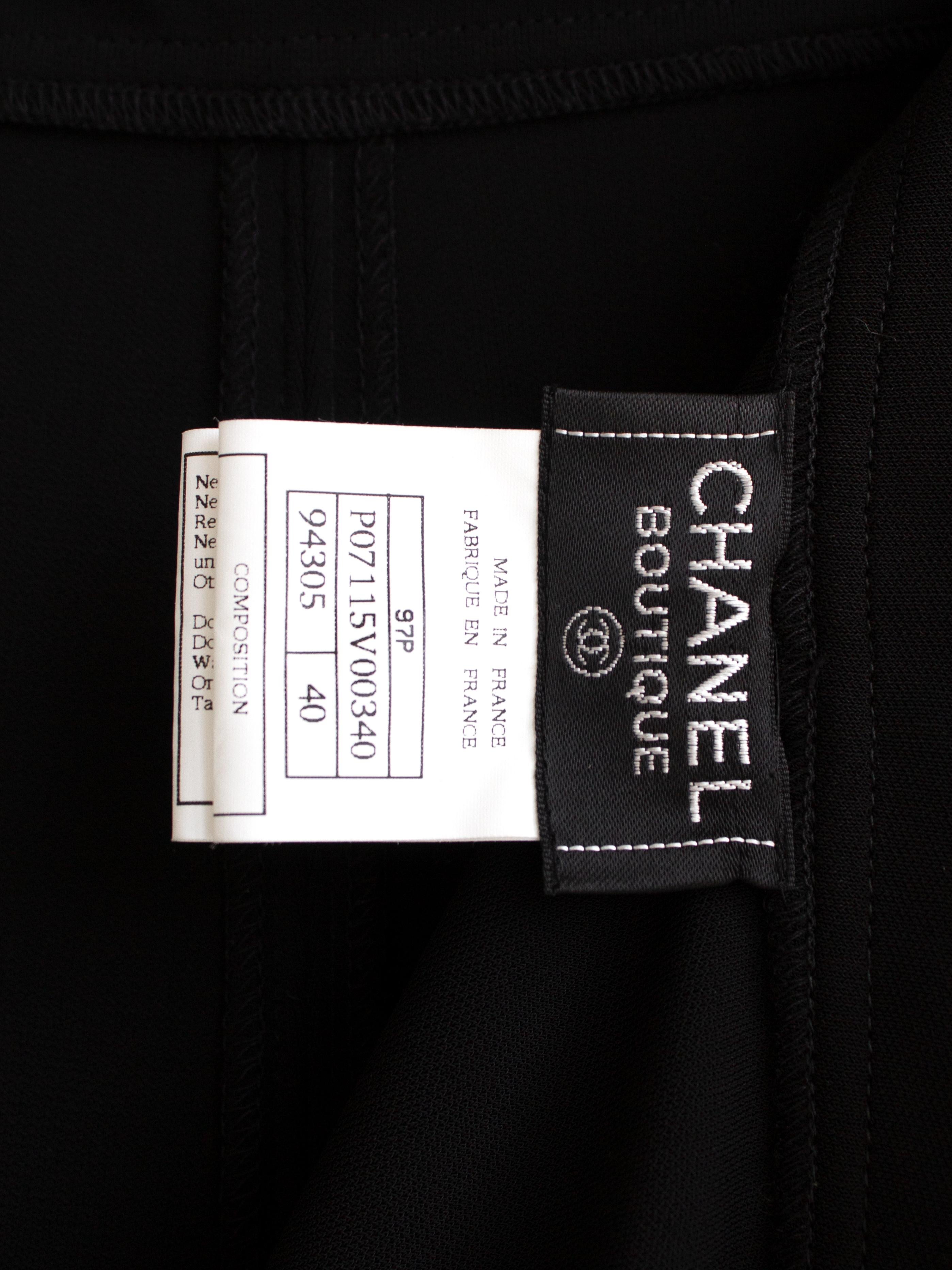 Chanel Vintage Spring/Summer 1997 Black Gold Chain 97P Mini Skirt 5