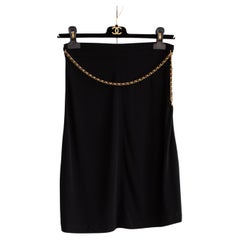 Chanel Vintage Primavera/Verano 1997 Cadena de Oro Negra 97P Minifalda