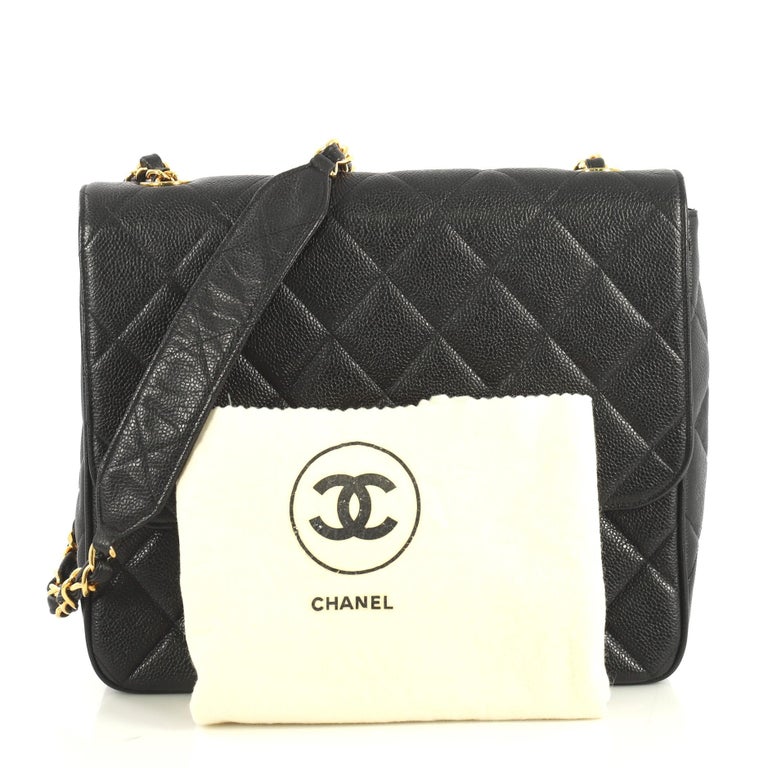 chanel quilted box bag medium