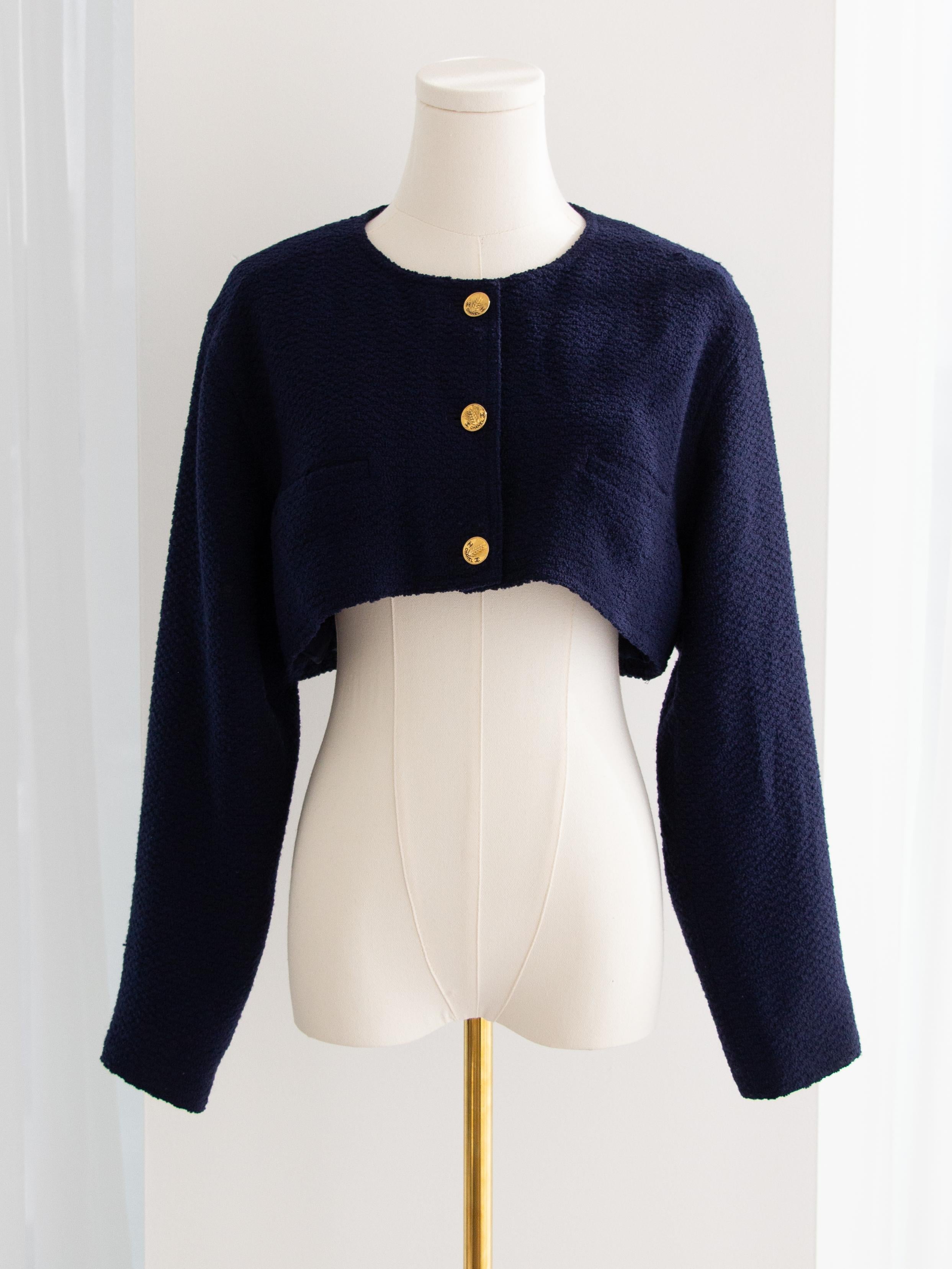 Chanel Vintage F/S 1987 Marineblau Gold Weizen Cropped Tweed Jacke im Angebot 3