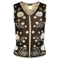 CHANEL Vintage SS 2002 Black and Beige Camelia and Polka Dot Print Knit Logo Sw